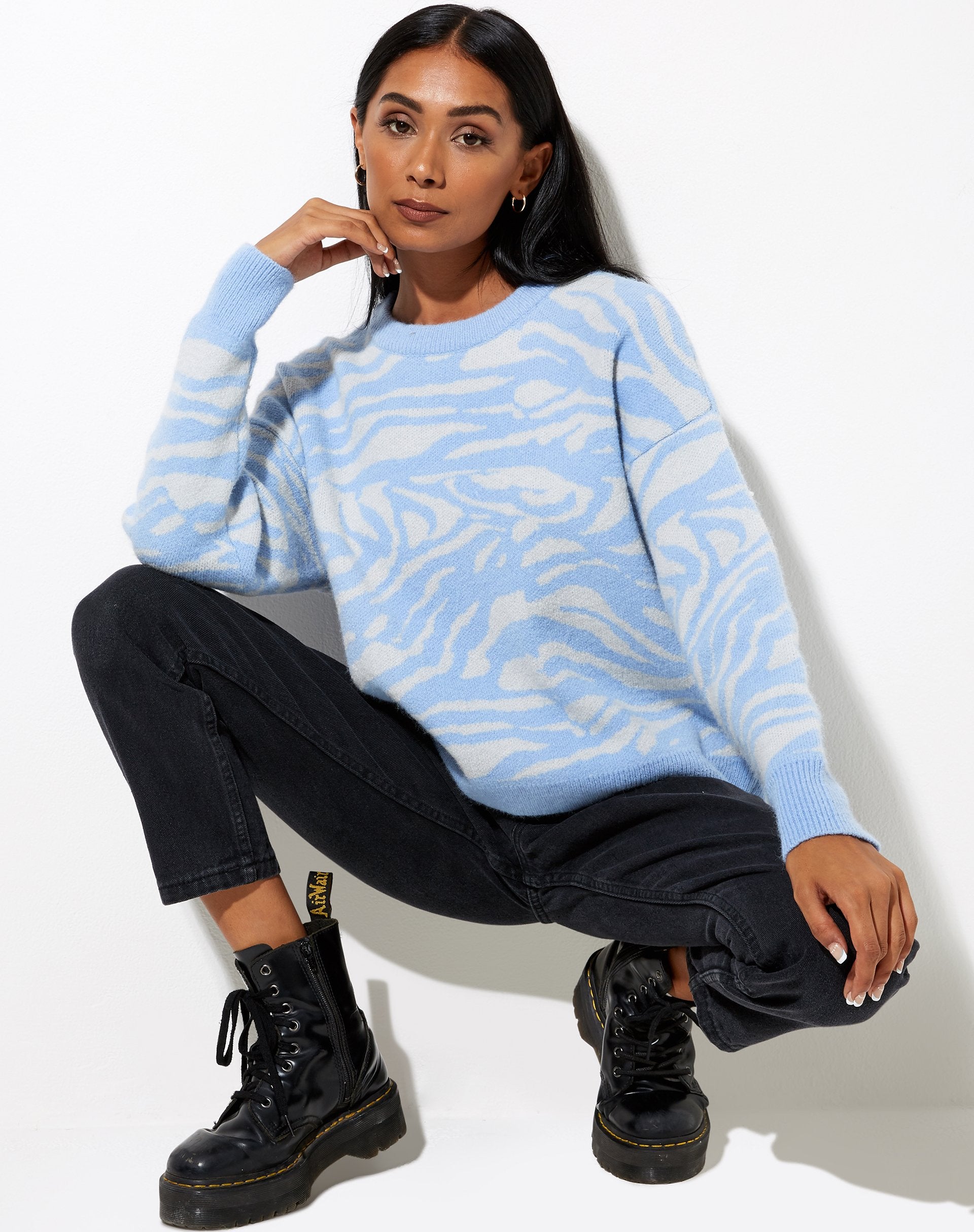 Afbeelding van Eleni trui in zebrablauw grijs