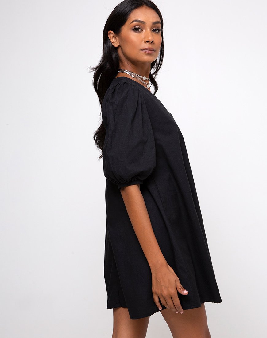 Elna Babydoll Jurk in Zwart