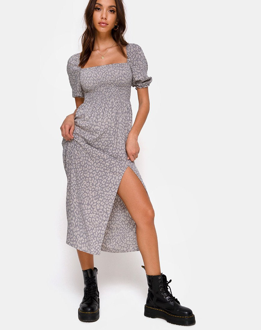 Afbeelding van Eloya Midi Dress in Leopard Daze Grijs