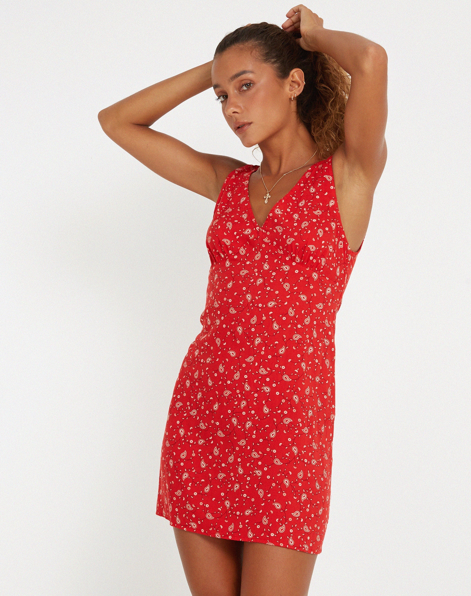 Afbeelding van Eluned Dagjurk in Paisley Fun Rood