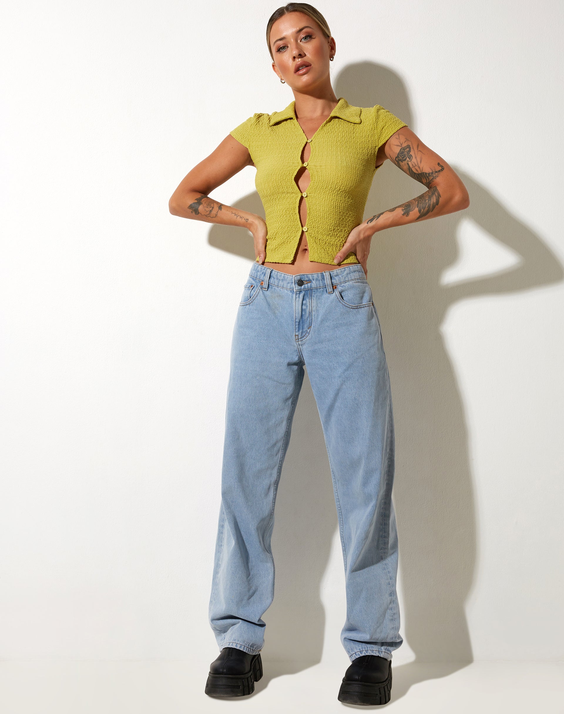 Afbeelding van Elva Shirt in Bubble Jersey Olijfolie