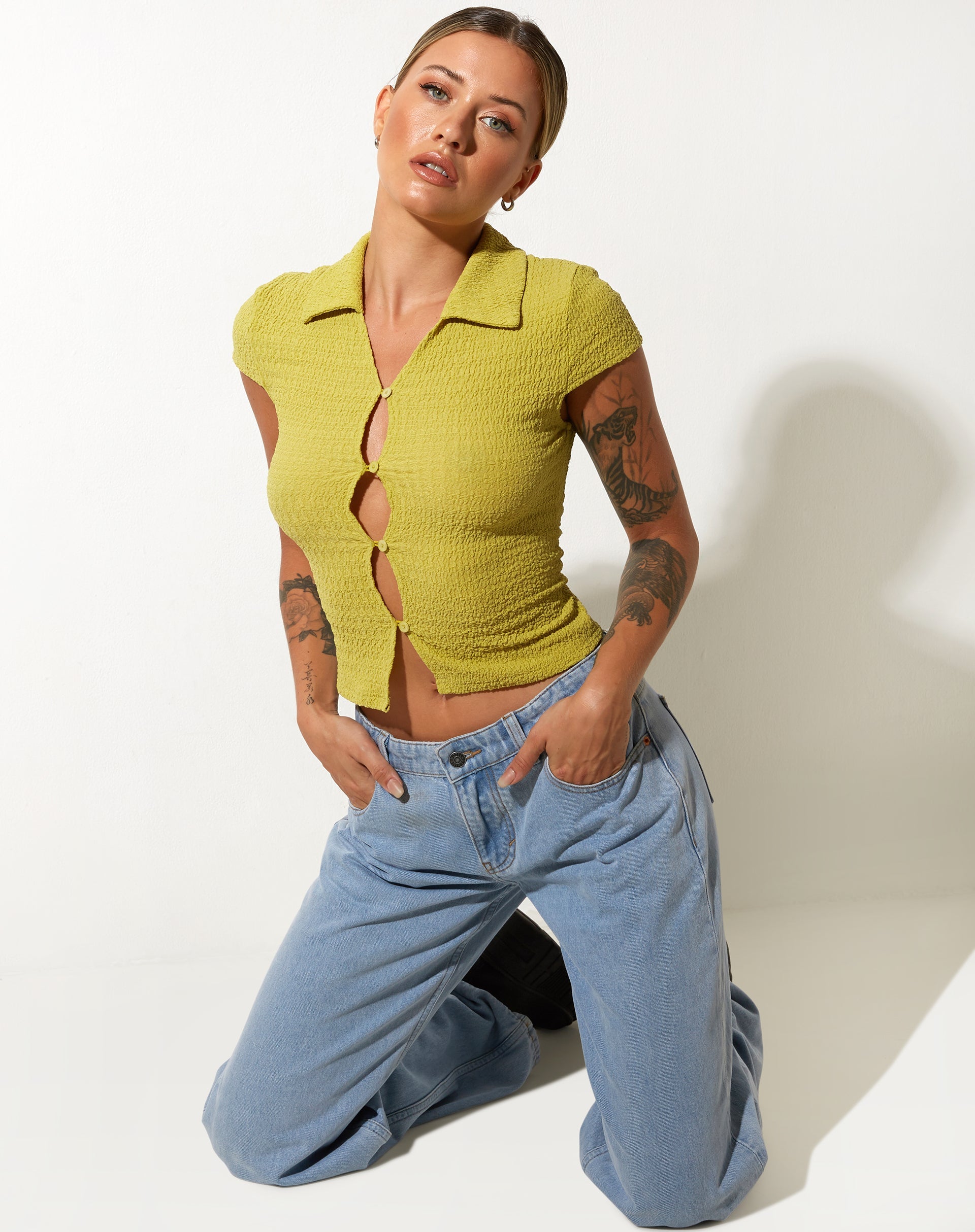 Afbeelding van Elva Shirt in Bubble Jersey Olijfolie