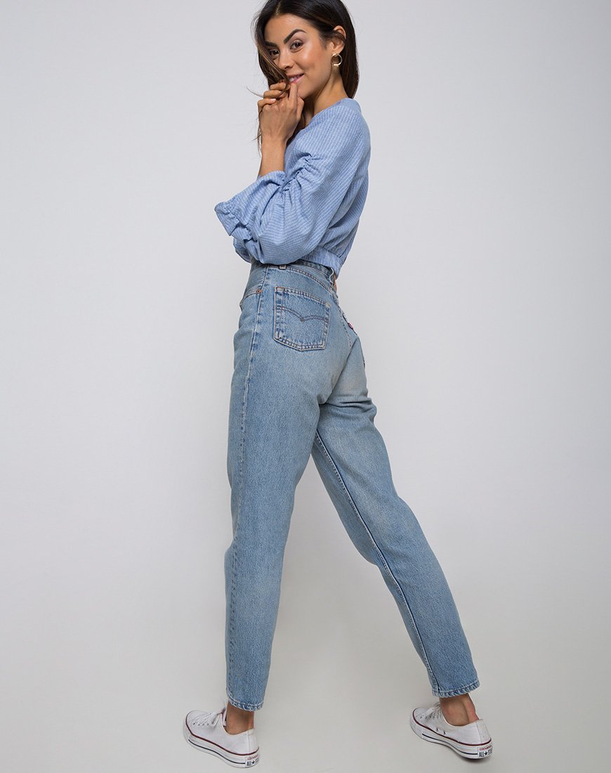 Afbeelding van Evrilia Wrap Around Blouse in Stripe Blue