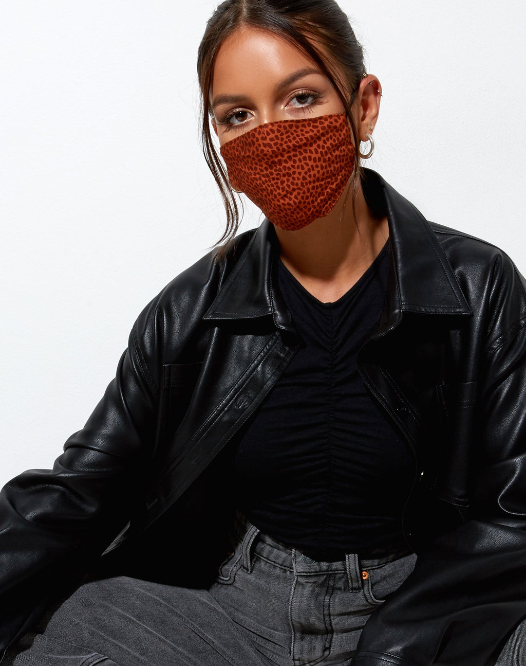 Gezichtsmasker in Mini Croc Bruin