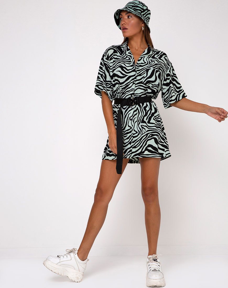 Afbeelding van Fresia Overhemdjurk in Wavey Zebra Mint