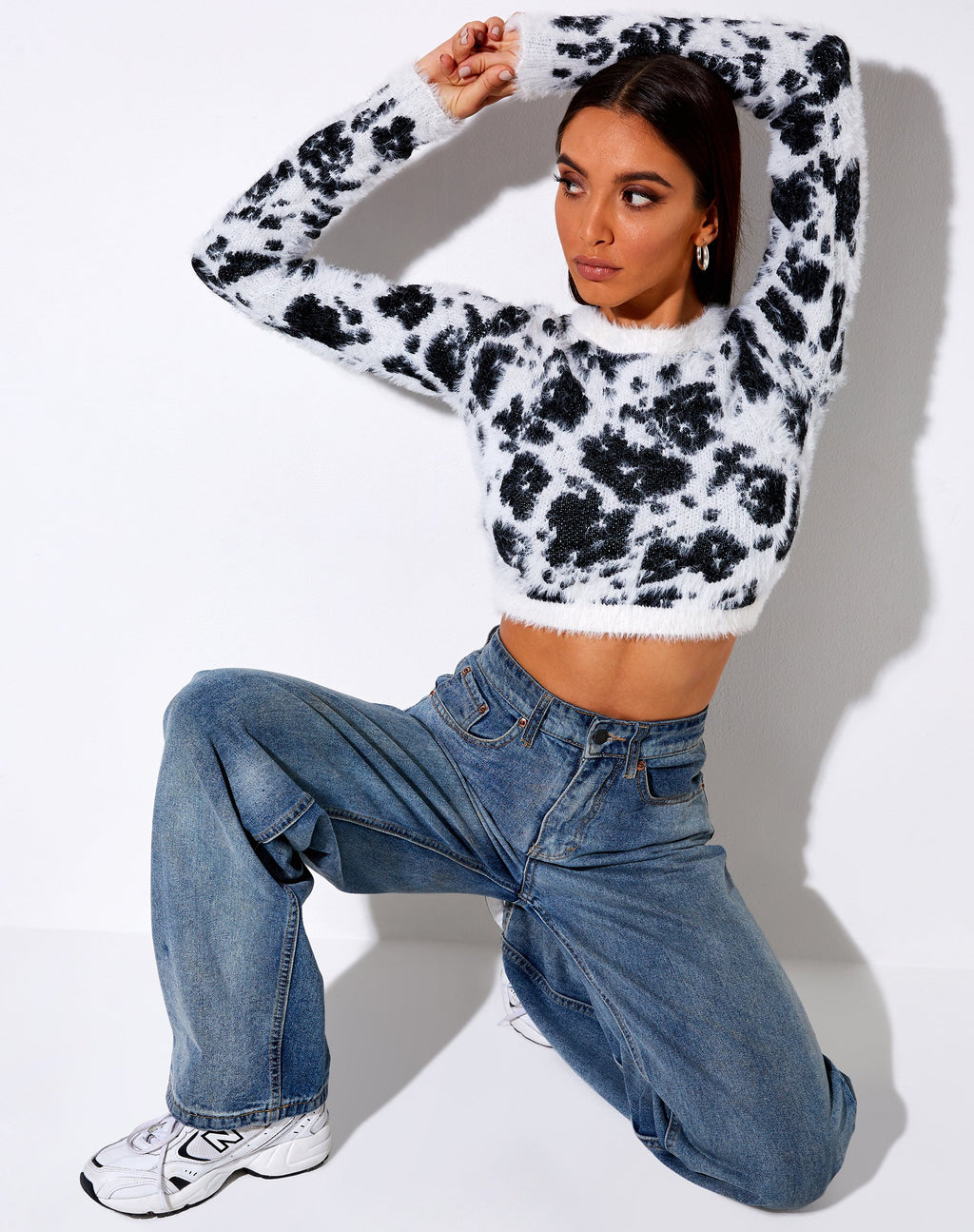 Gail Trui in Fluffy Knit Koeienhuid Zwart-Wit