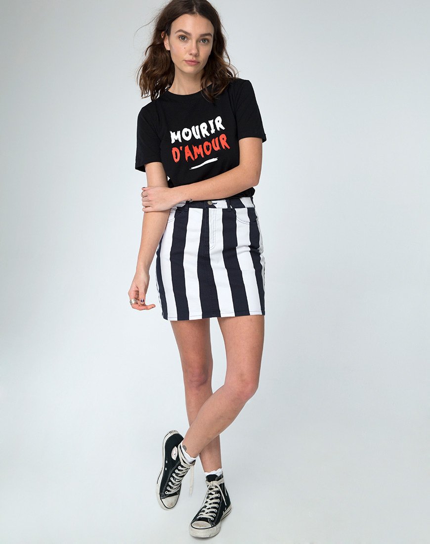 Afbeelding van Girl Fit T-shirt in Mourir DAmour Zwart
