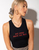 Afbeelding van Givas Crop Top in Zwart met Set Your Soul On Fire in Rood
