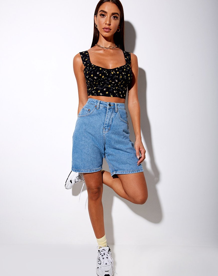 Afbeelding van Gladis Vest Crop Top in Pretty Petal Zwart