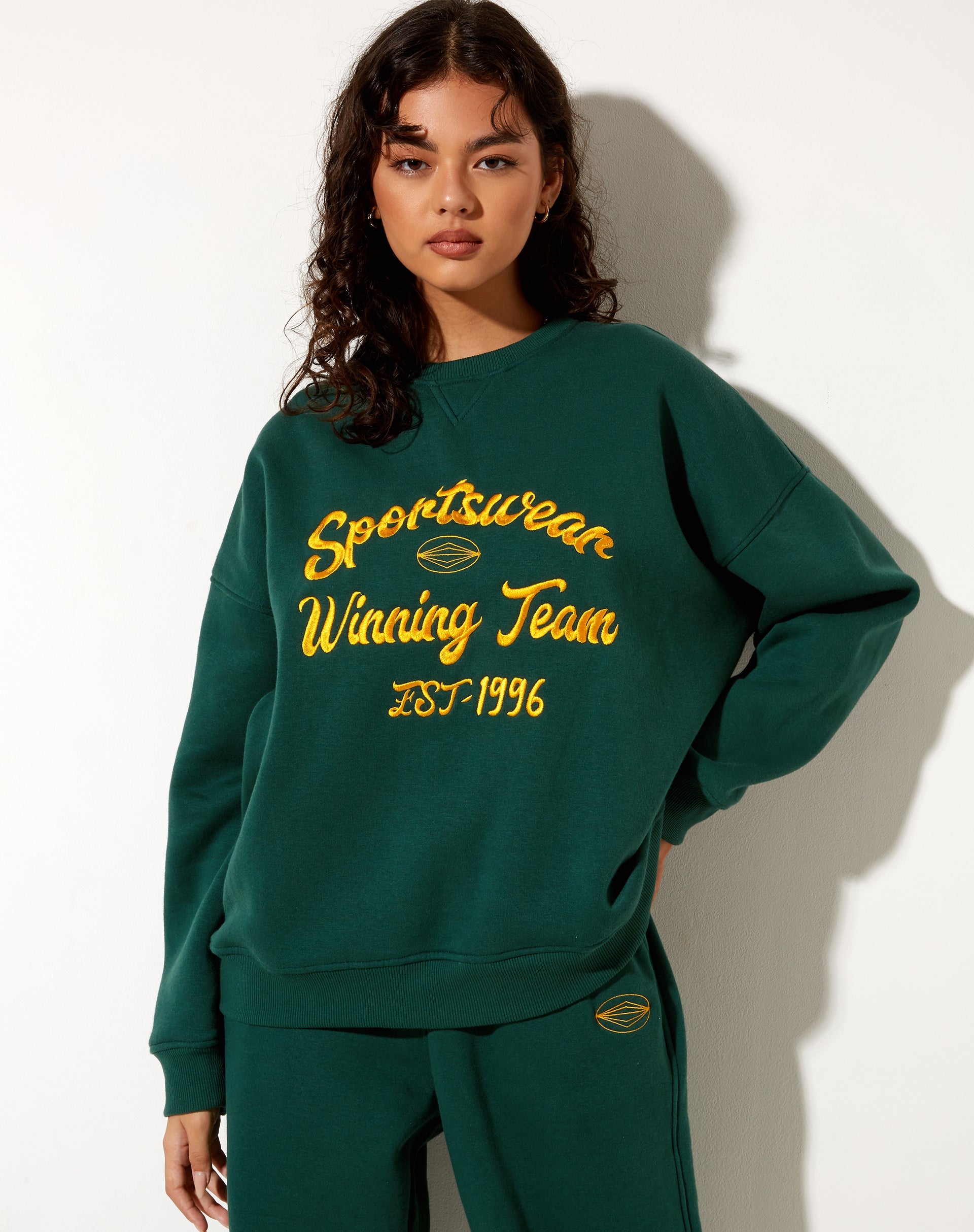 Afbeelding van Glan Sweatshirt in Bosgroen met Winnende Teammix Embro