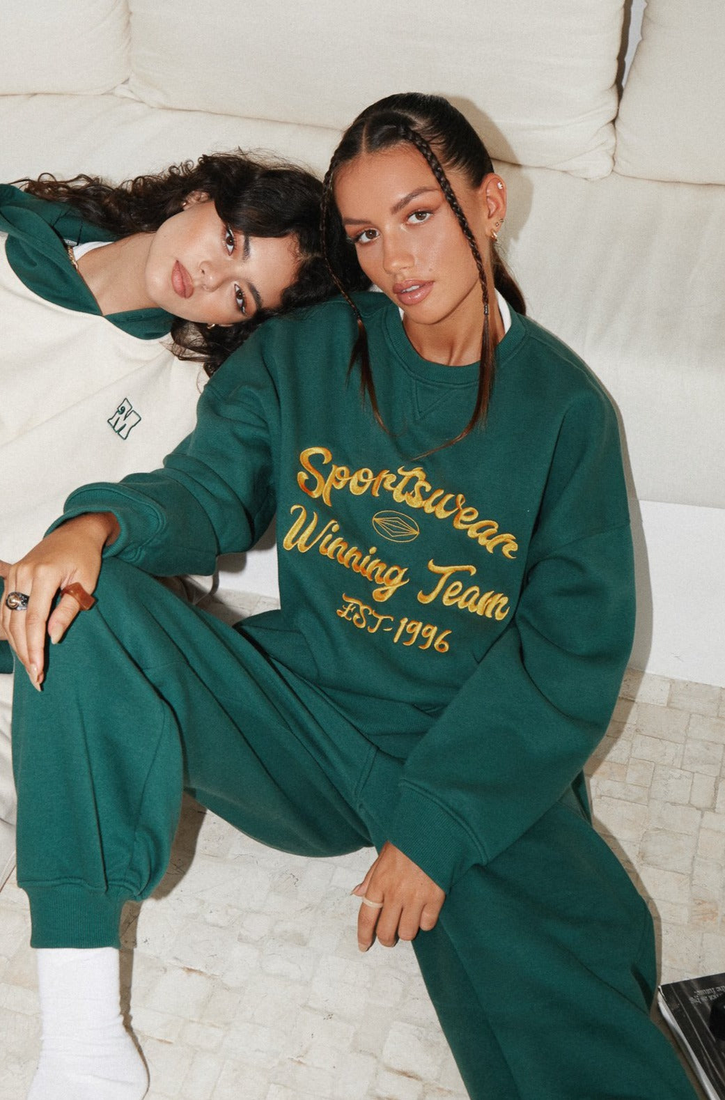 Afbeelding van Glan Sweatshirt in Bosgroen met Winnende Teammix Embro