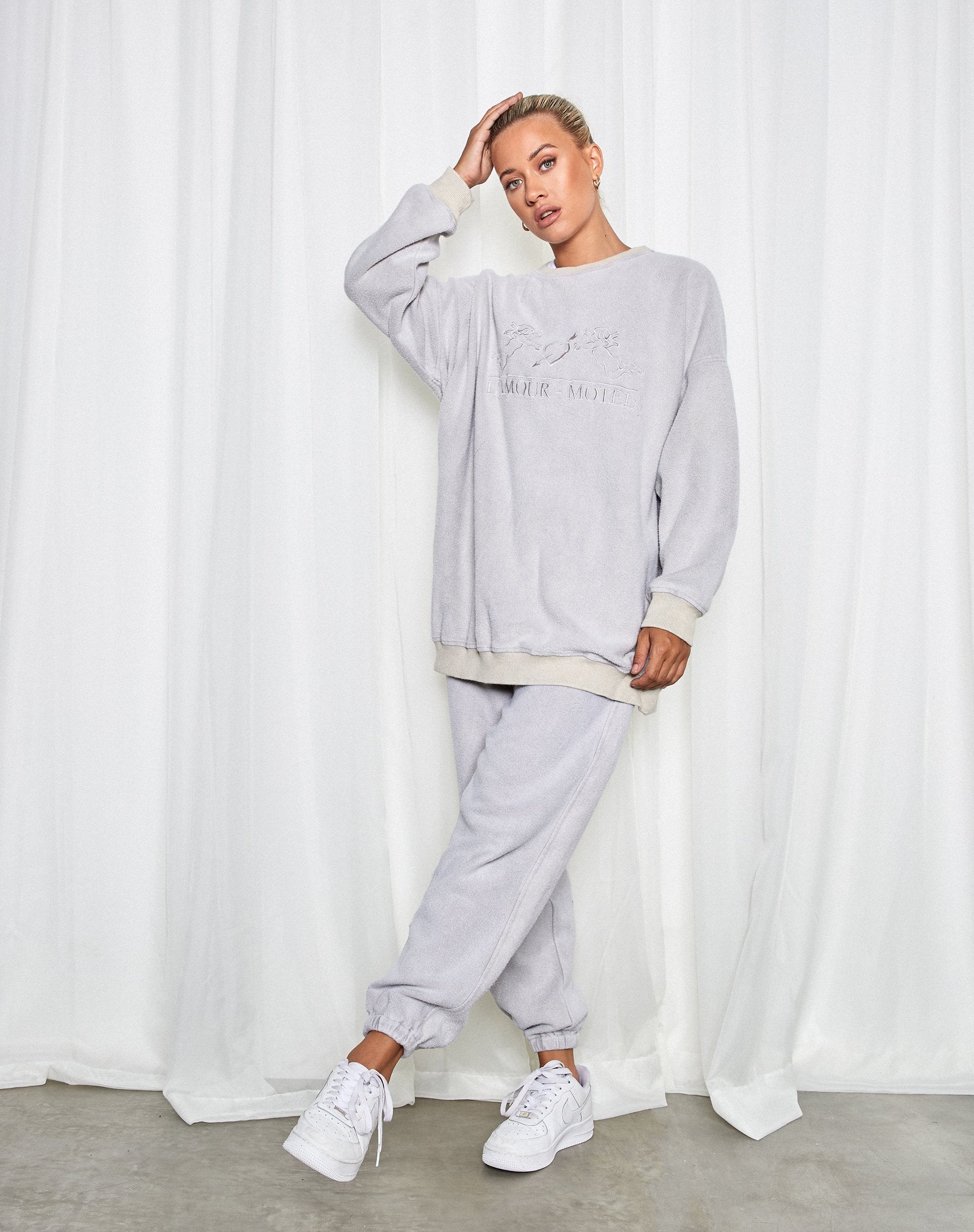 Afbeelding van Glo Sweatshirt in Kokosmelk Cherubijn LAmour Embro