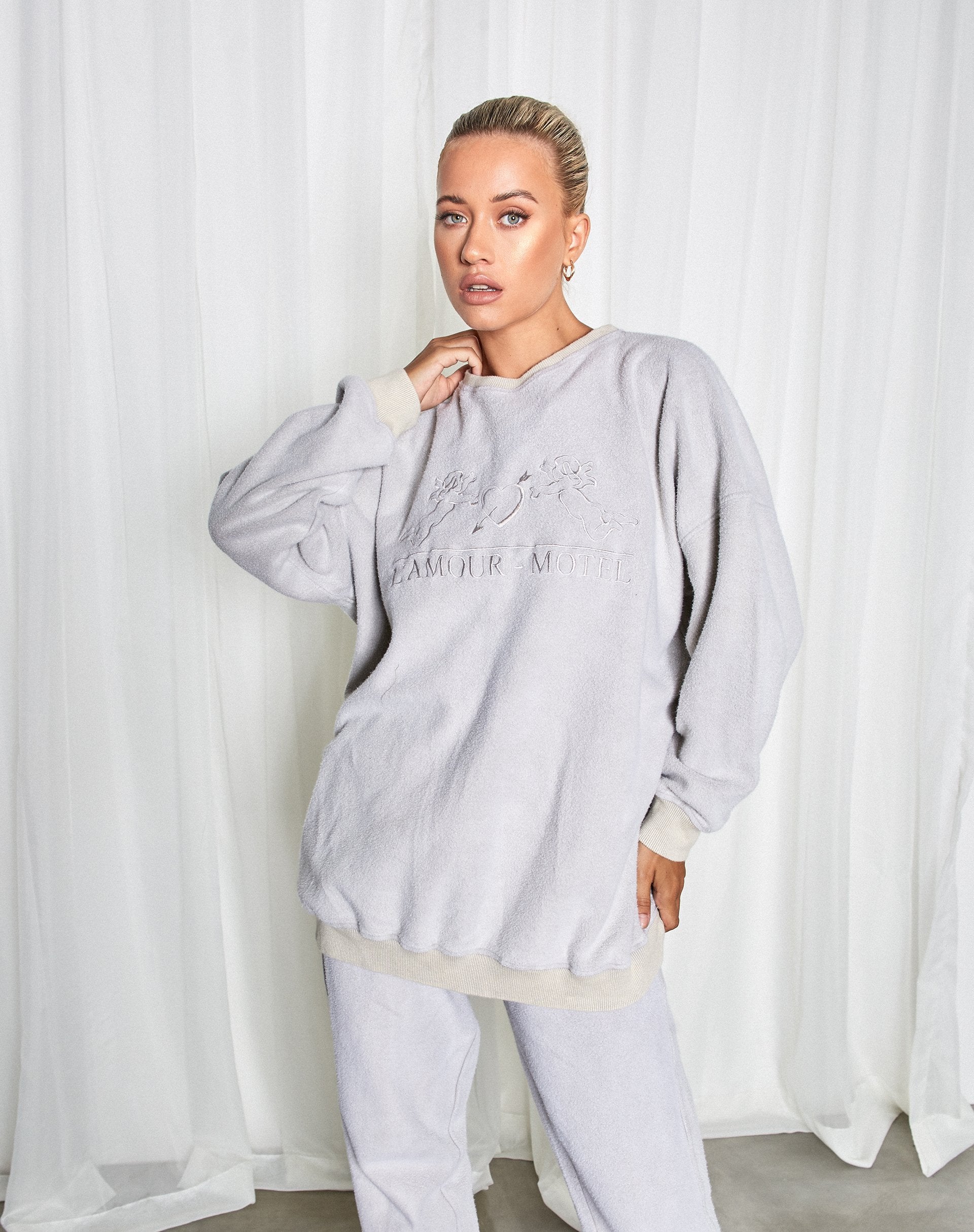 Afbeelding van Glo Sweatshirt in Kokosmelk Cherubijn LAmour Embro