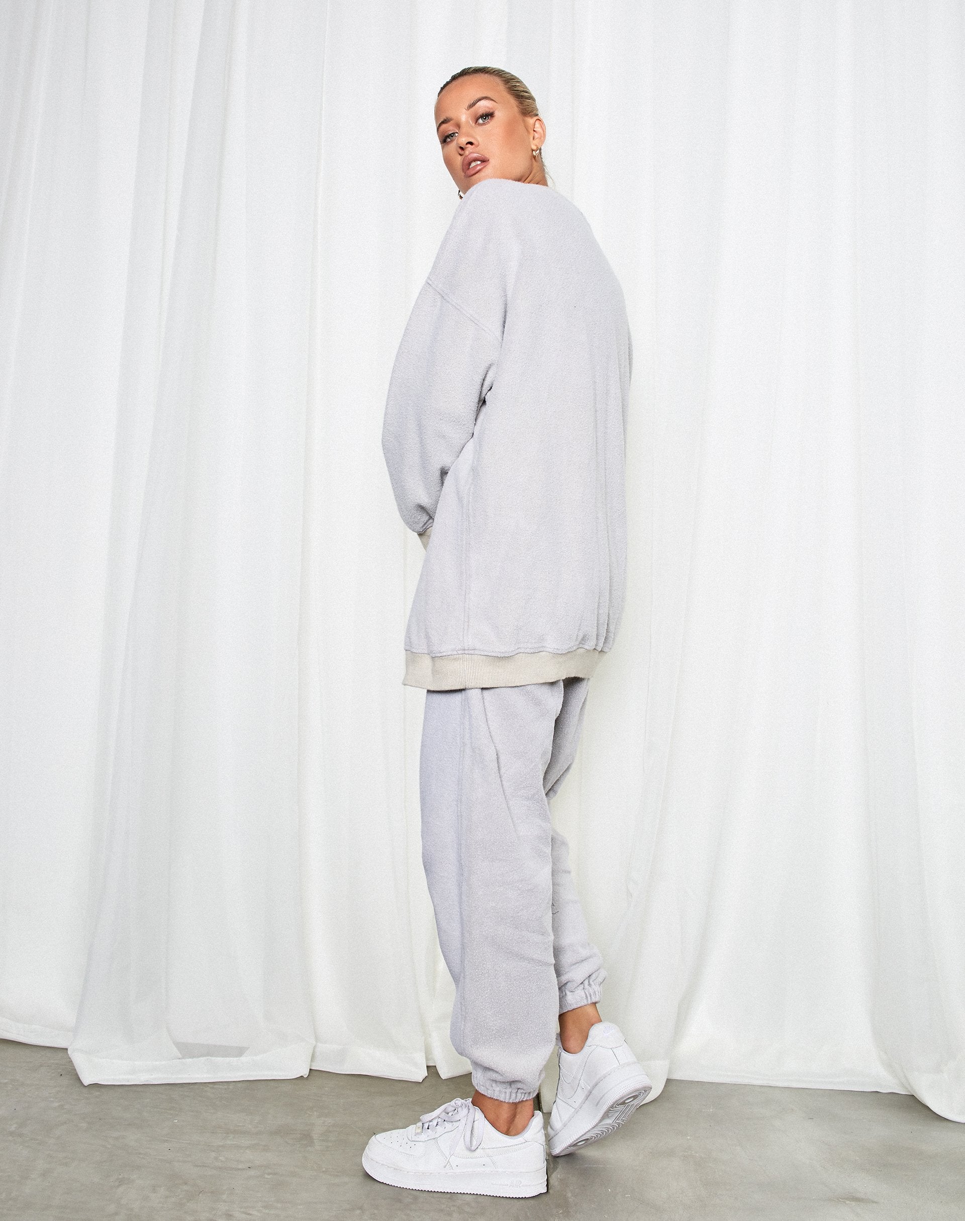 Afbeelding van Glo Sweatshirt in Kokosmelk Cherubijn LAmour Embro