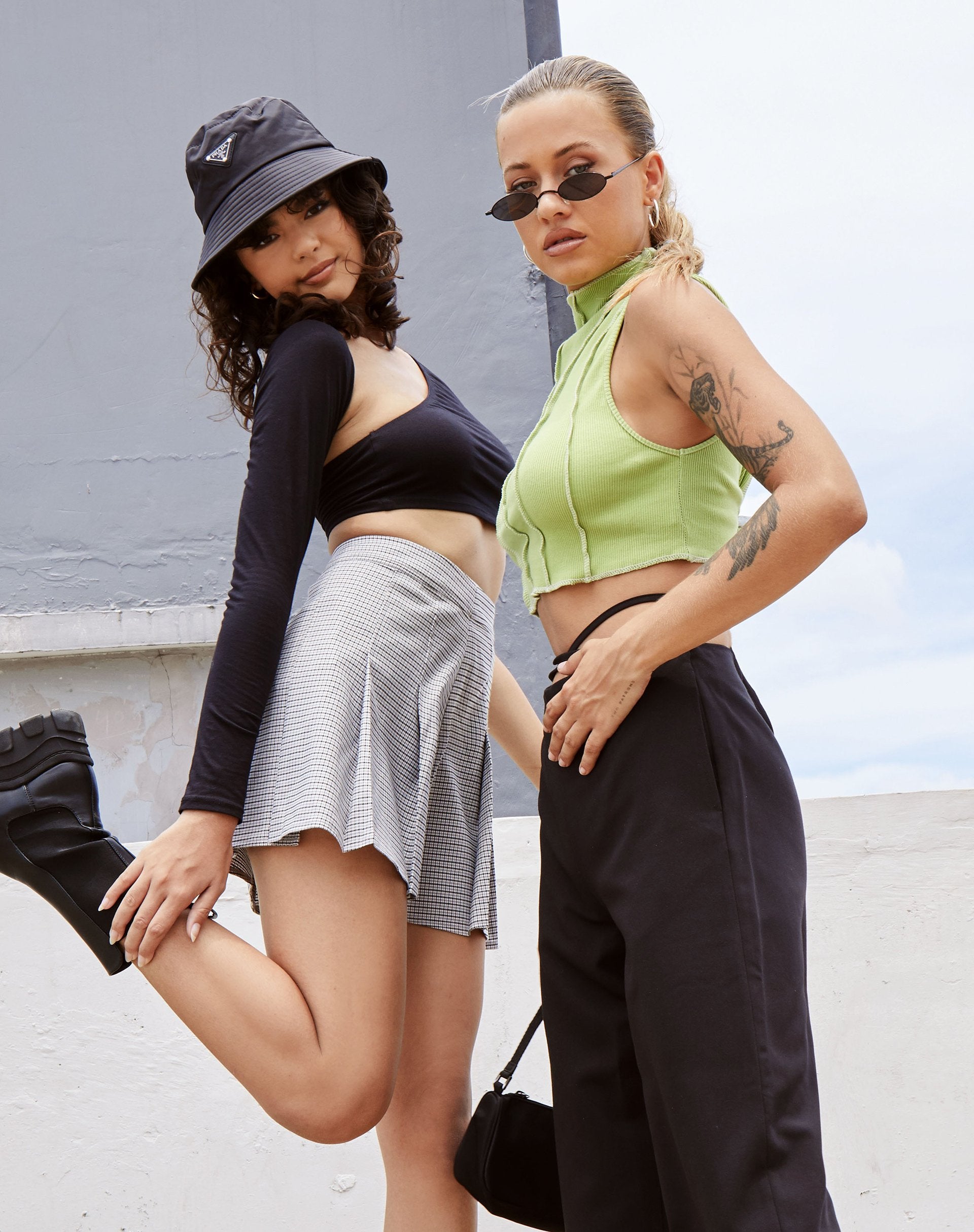 Afbeelding van Grasel Crop Top in Lycra Zwart