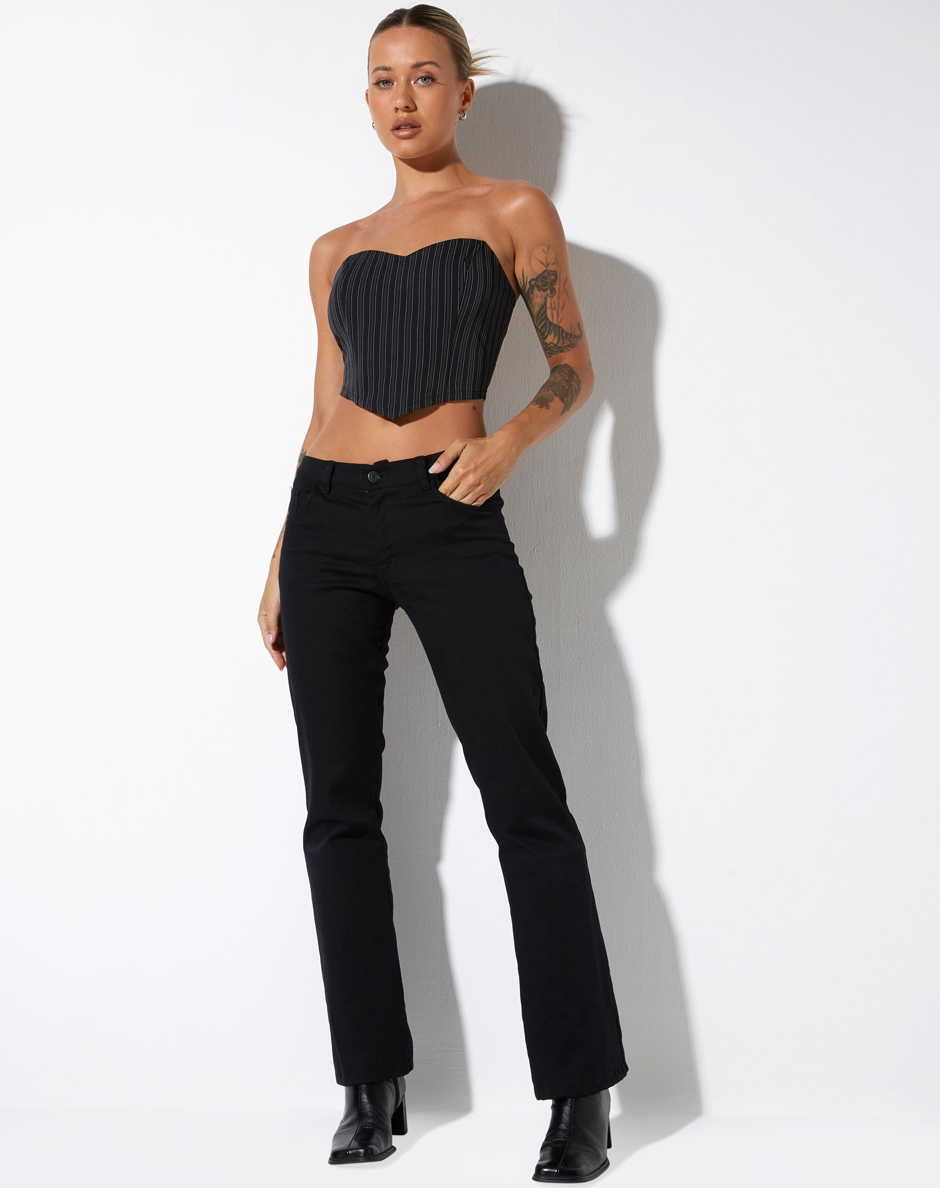 Afbeelding van Naima Corset Top in Pinstripe Zwart