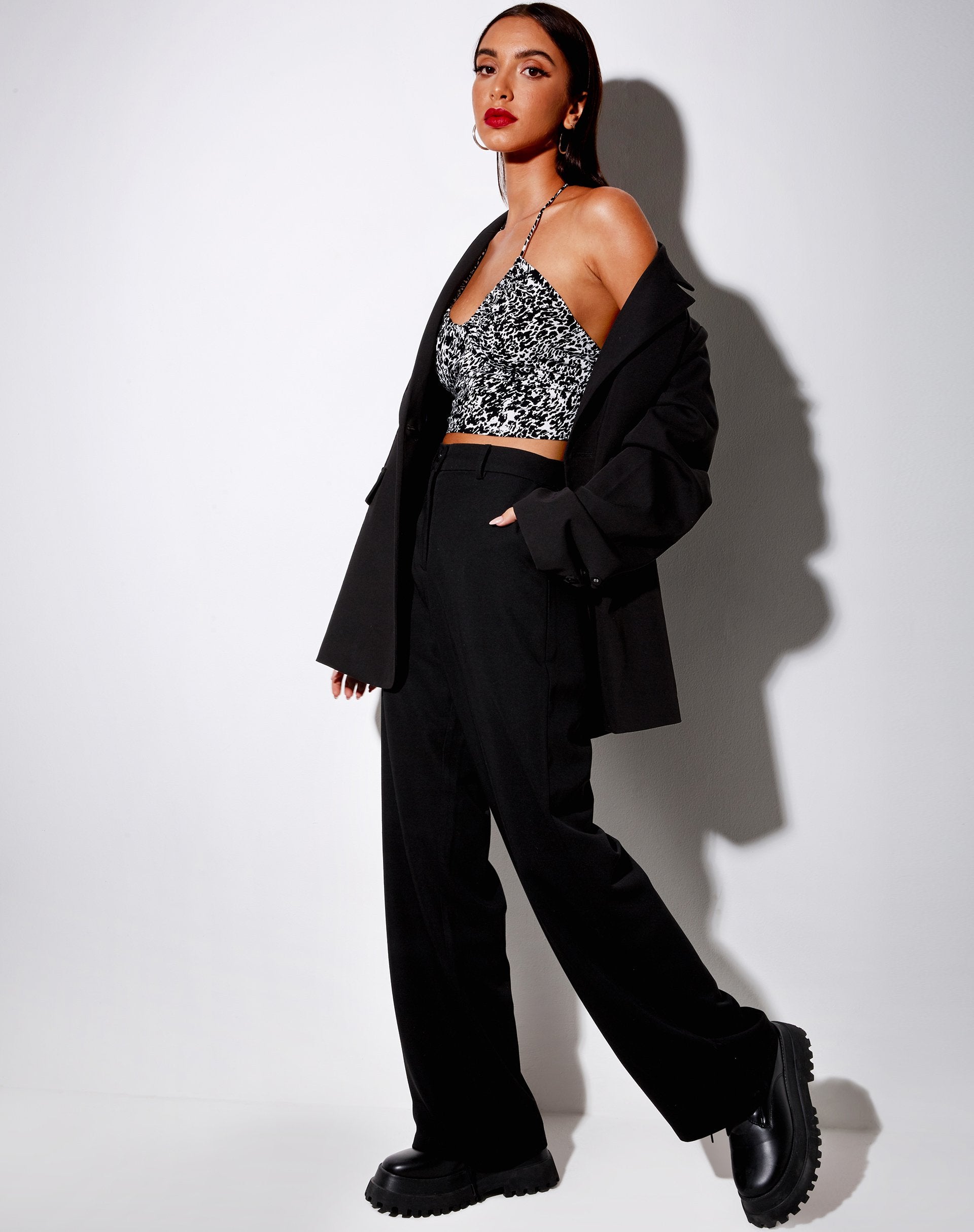 Afbeelding van Haltri Crop Top in Abstract Animal