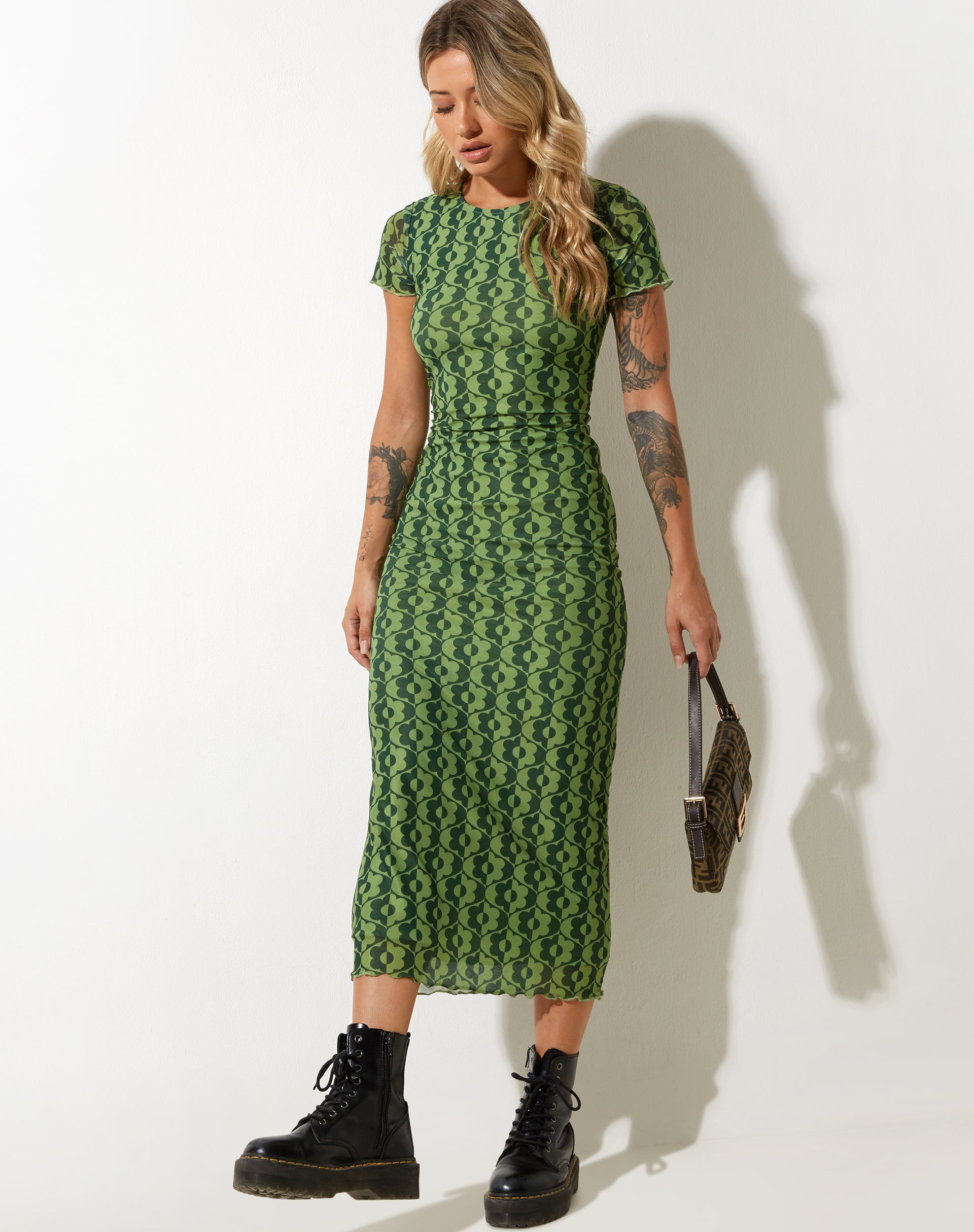 Afbeelding van Happyella Midi Dress in Wavy Daisy Green
