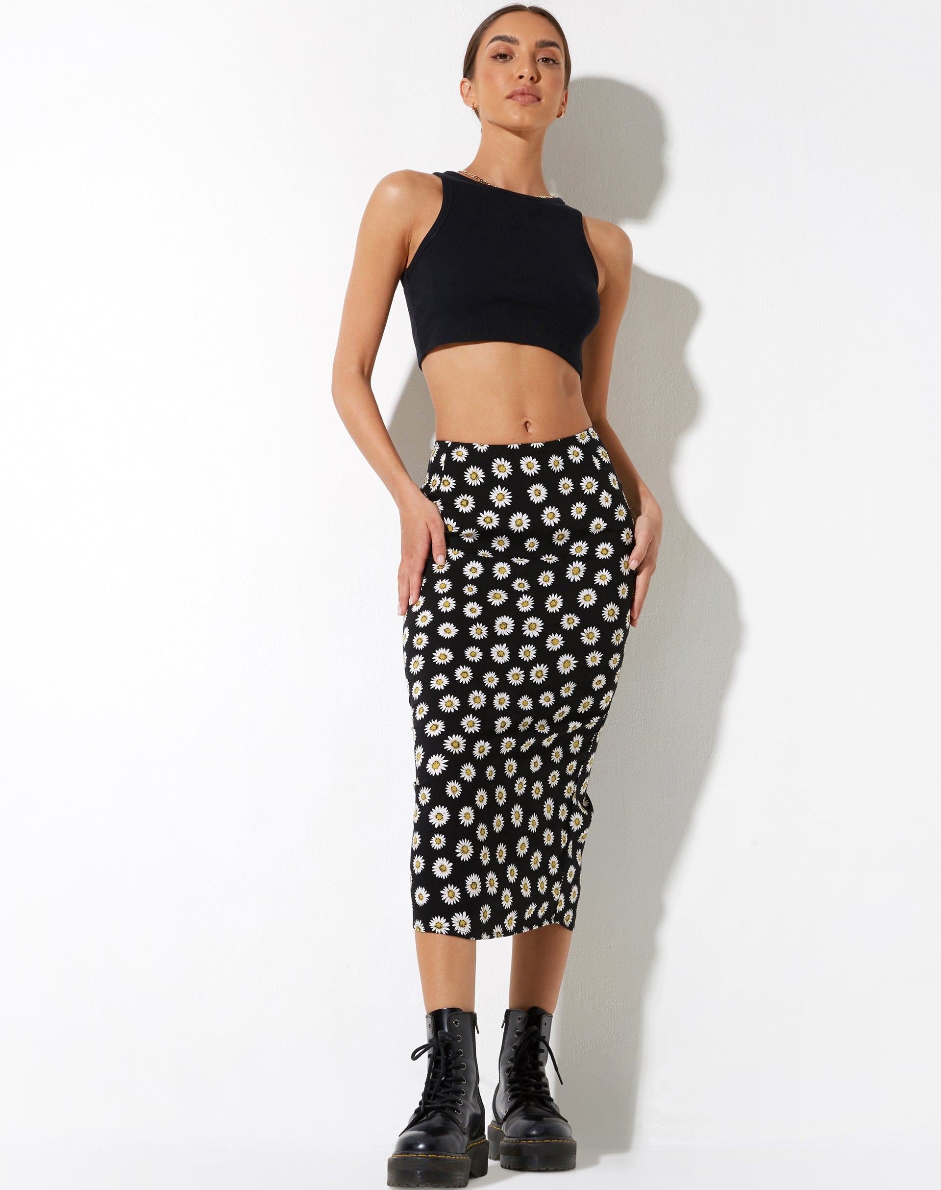 Afbeelding van Harriet Midi rok in Grunge Daisy zwart