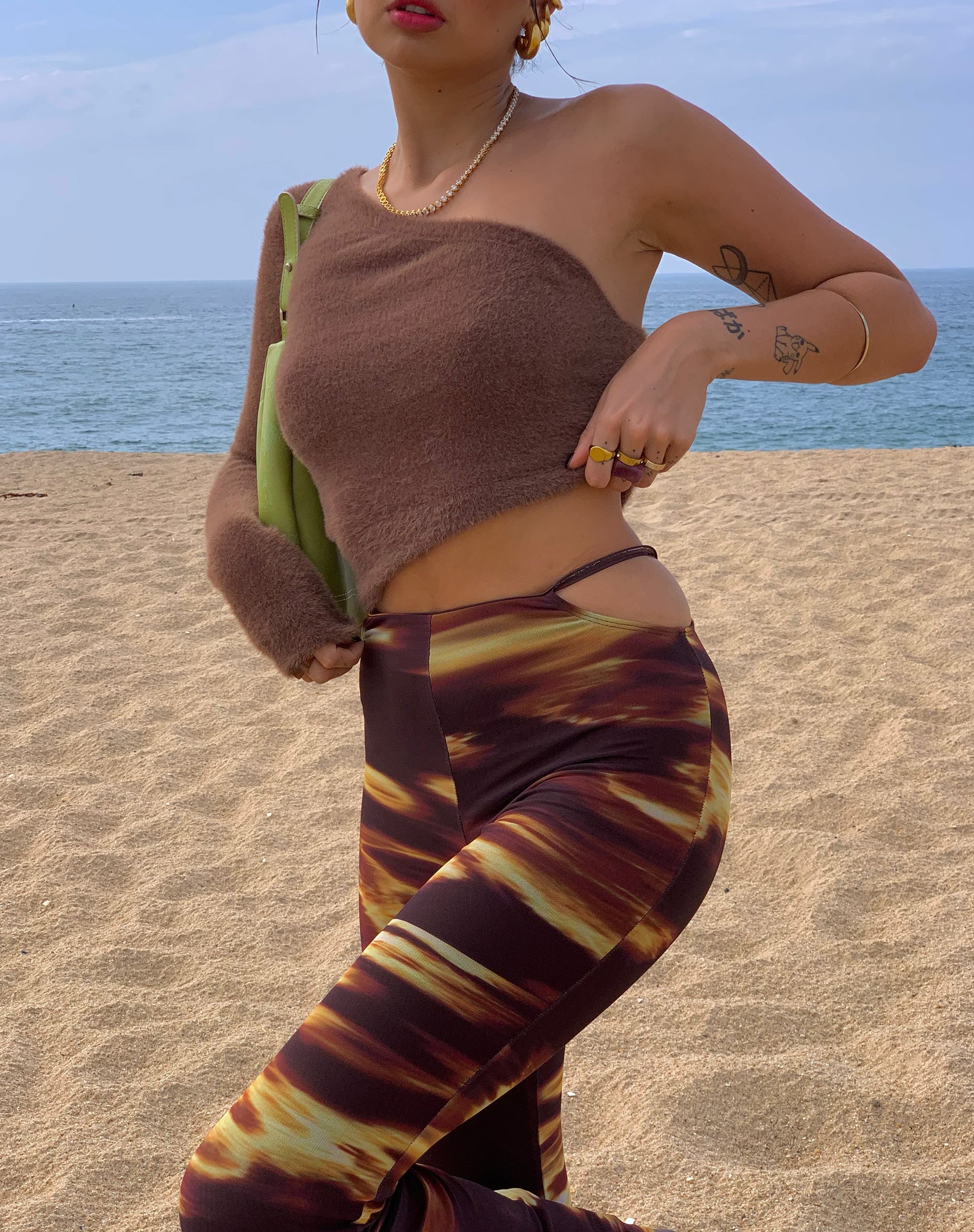 Afbeelding van MOTEL X IRIS Mares Flare Broek in Bleach Drip