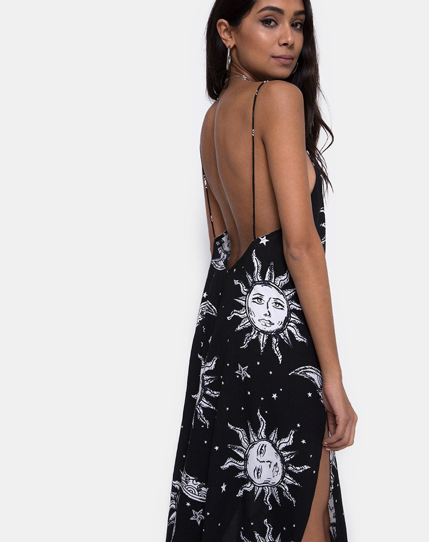 Afbeelding van Hime Maxi Dress in oversized Sun Moon and Stars