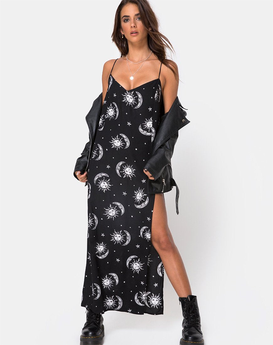 Afbeelding van Batis Maxi Dress in Sun Moon Stars BW