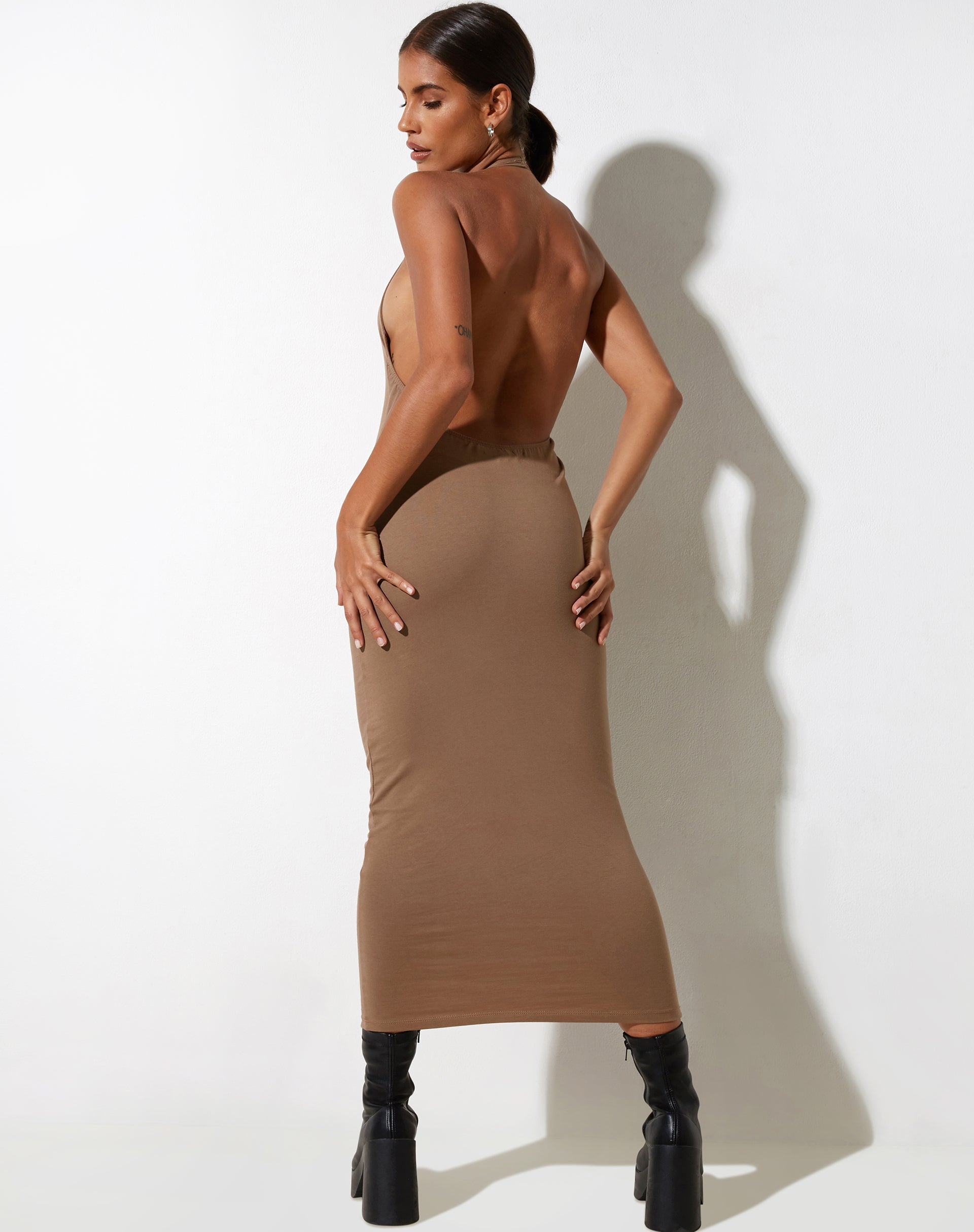 Housna Midi Dress in Zilver nerts