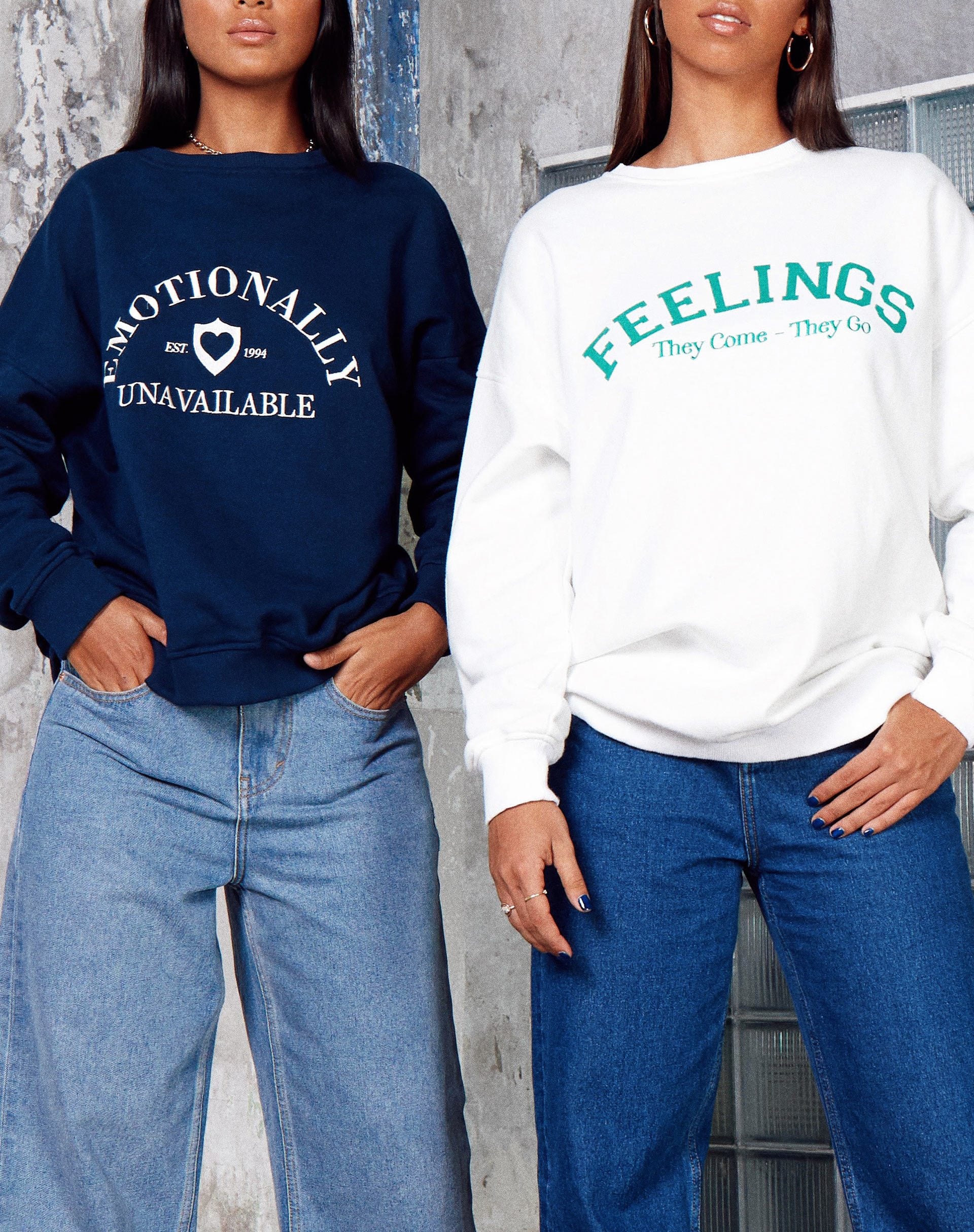 Afbeelding van Ted Sweatshirt in Navy Emotionally Unavailable