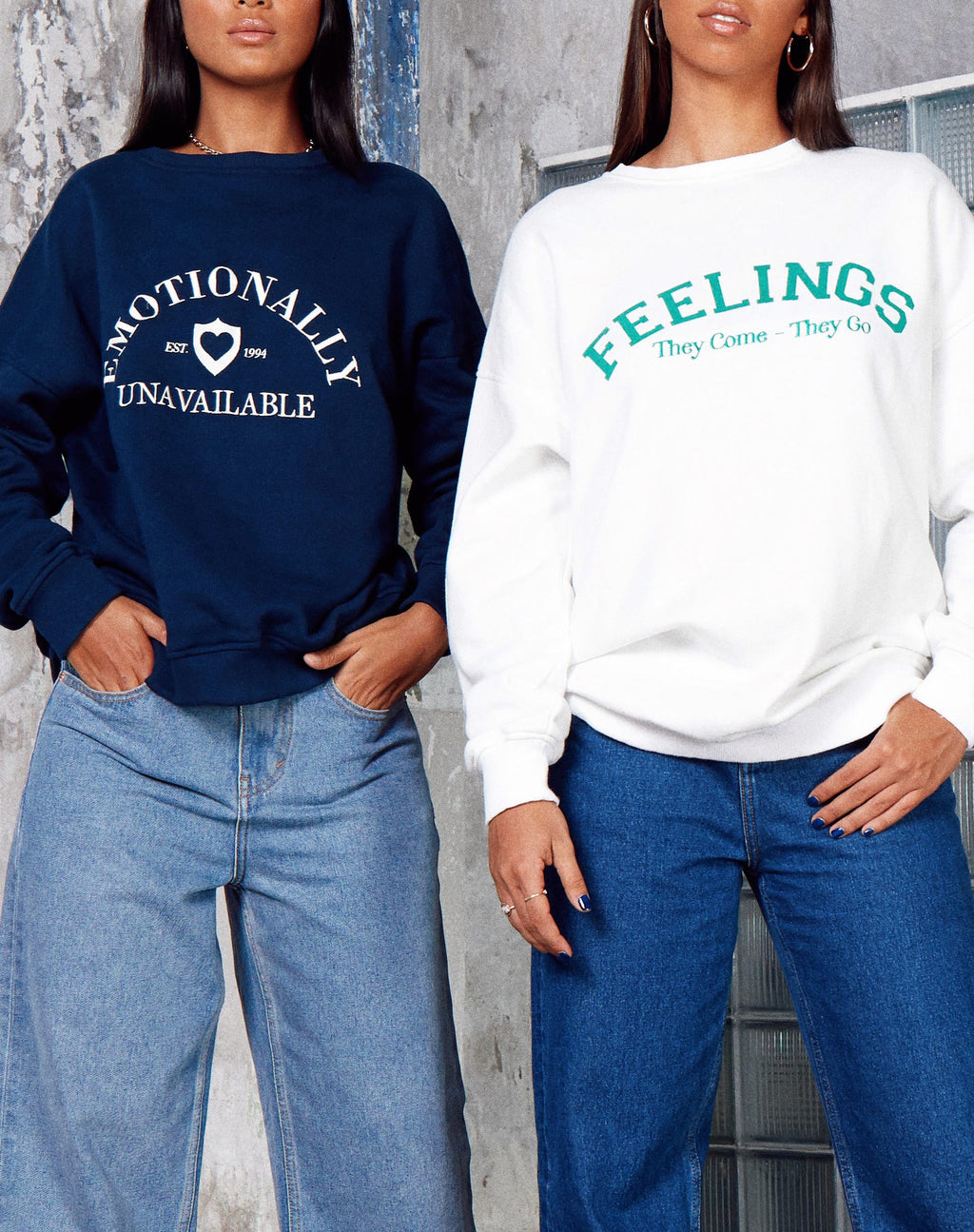 Glo Sweatshirt in Wit 'Feelings They Come They Go'