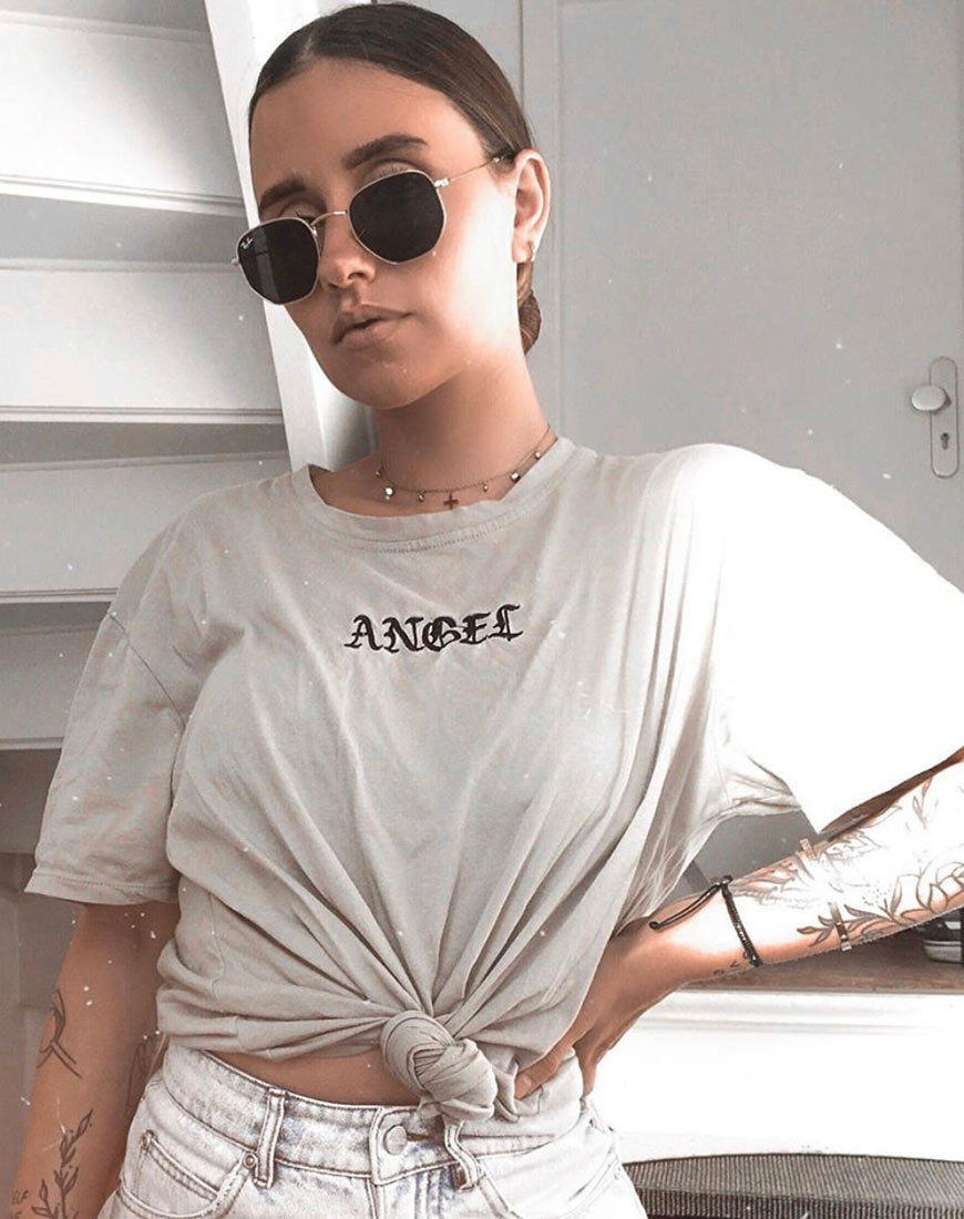 Oversized Basic T-shirt in Tan met Engelenborduursel