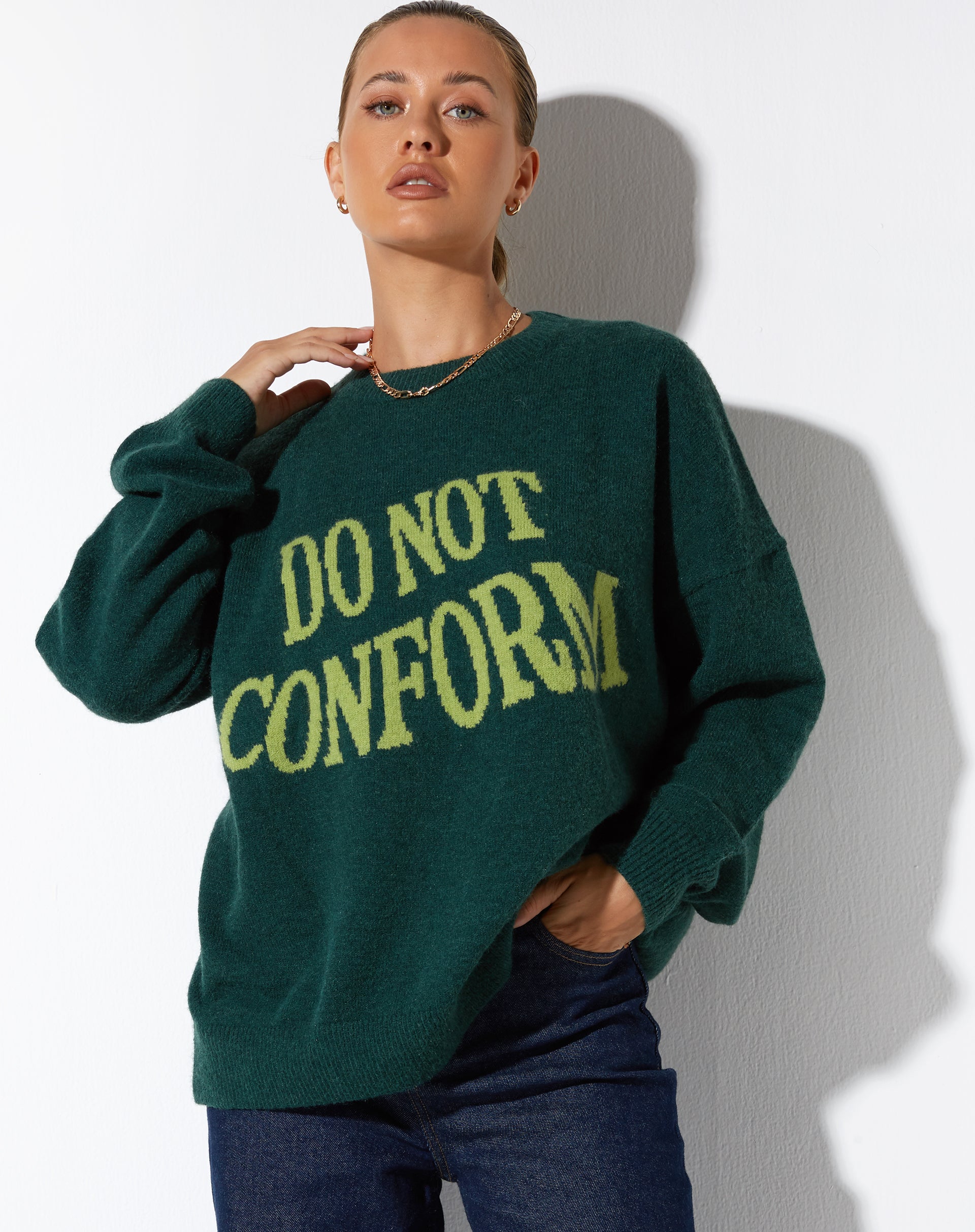 Afbeelding van Jamin Trui in Groen 'Do Not Conform