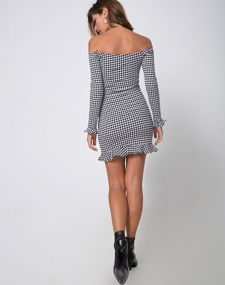 Afbeelding van Jazzie Off The Shoulder Jurk in Dogtooth