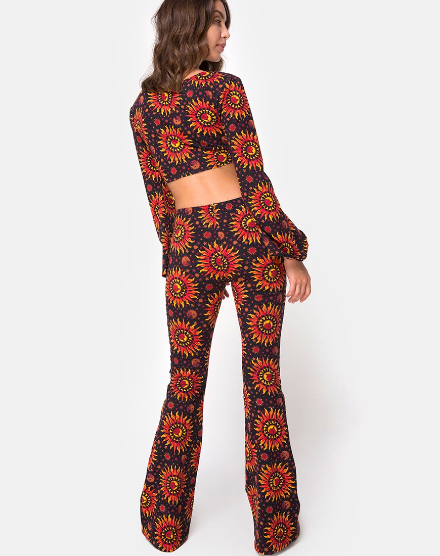 Afbeelding van Jeevan Flare Broek in Hete Zon X Princess Polly