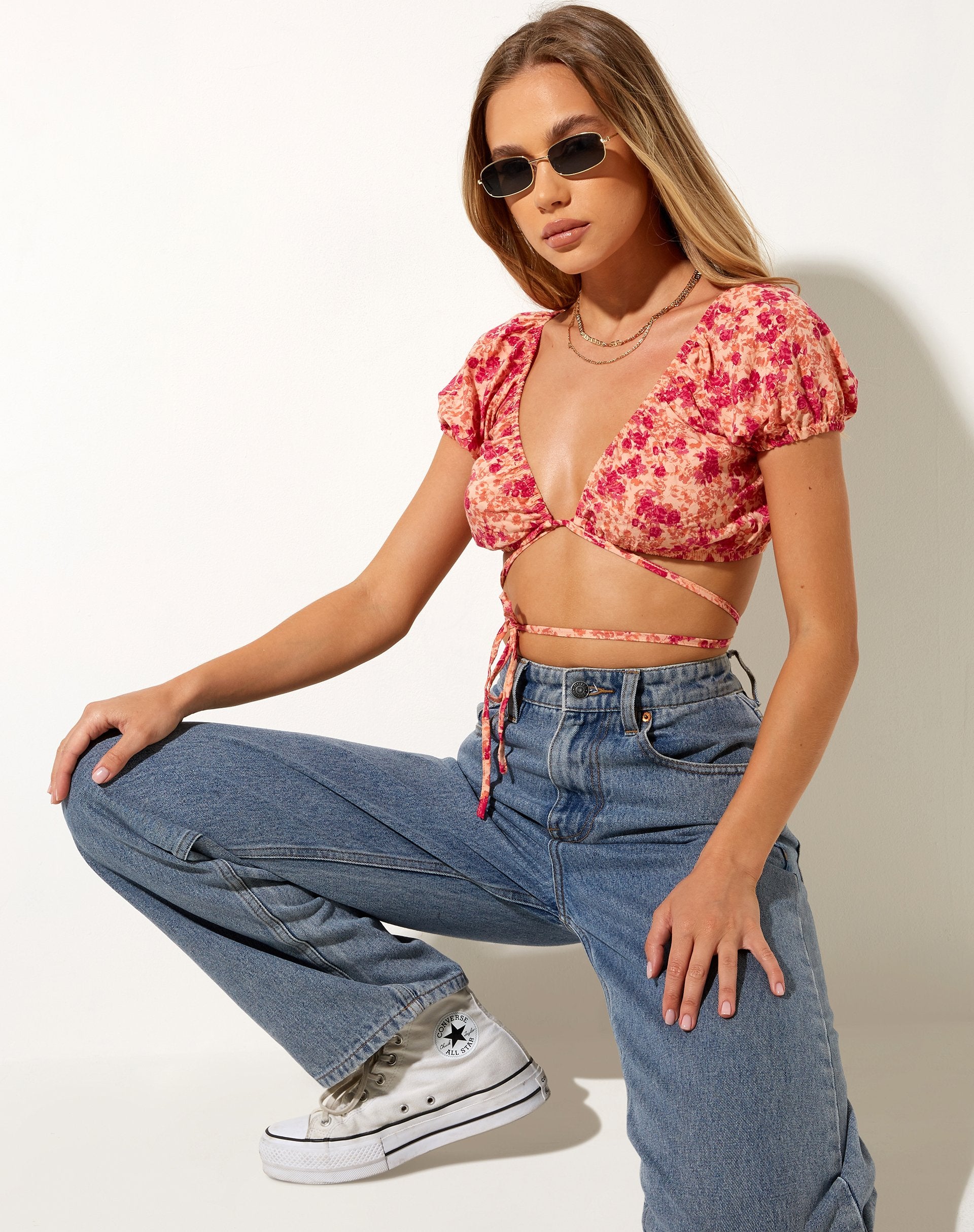 Afbeelding van Jiena Crop Top in Dark Wild Flower Cantaloupe