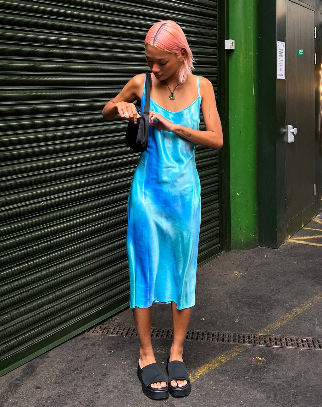Juvina Midi Dress in satijn aquarel Tosca
