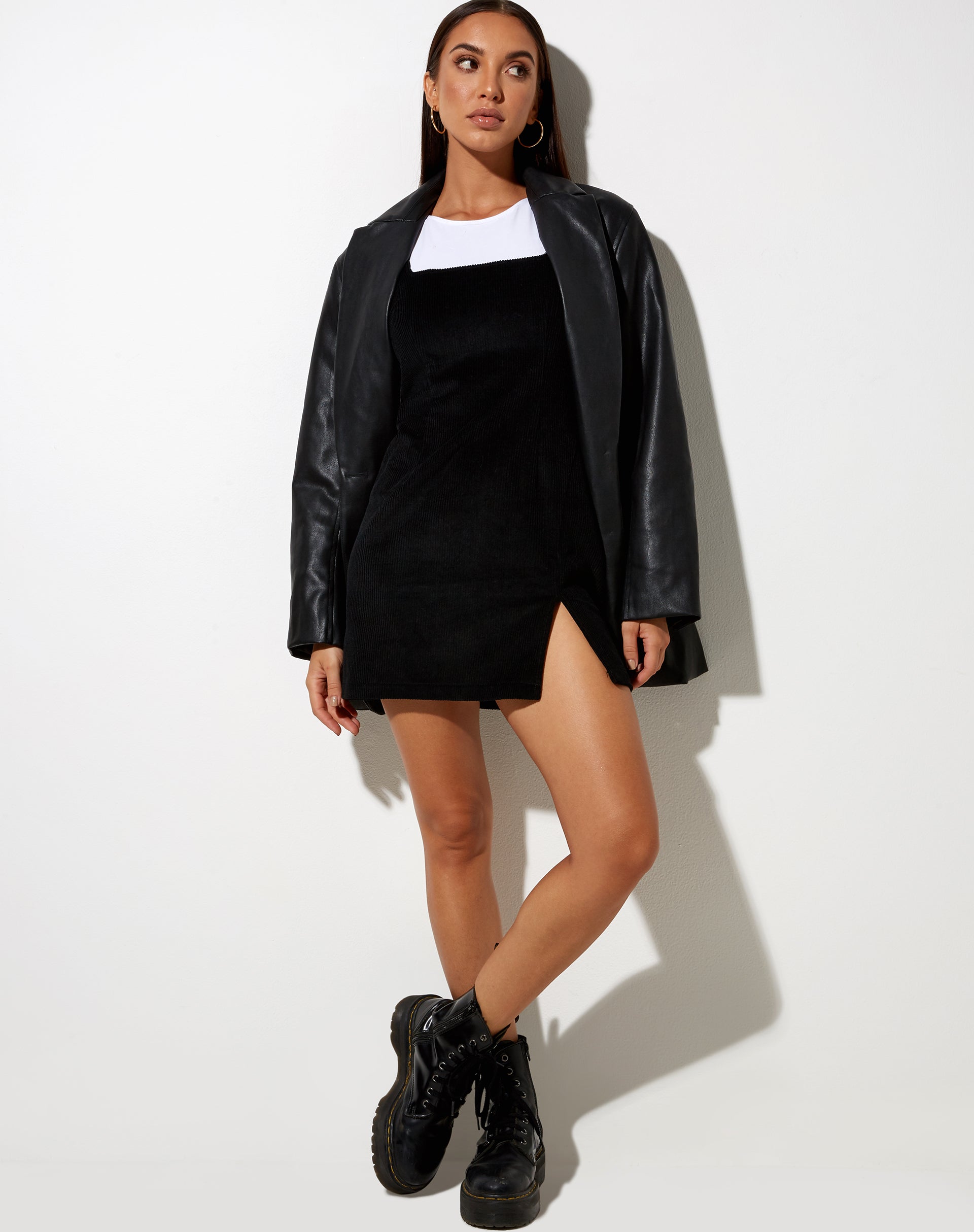 Afbeelding van Kaja Mini Dress in Koord Zwart