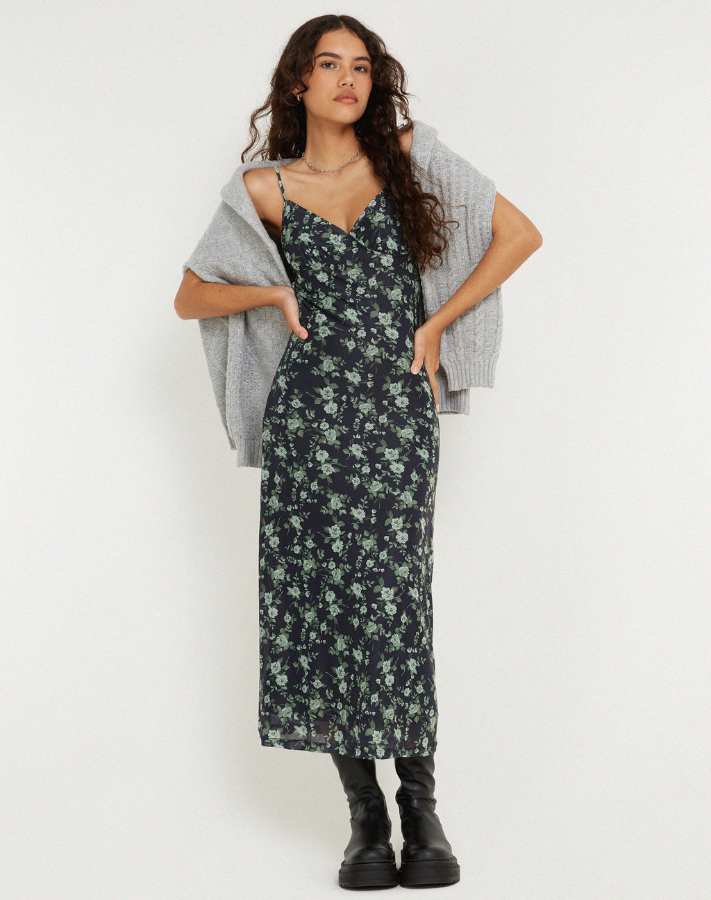 Kalana Midi Dress in Mooi Bloemig Groen