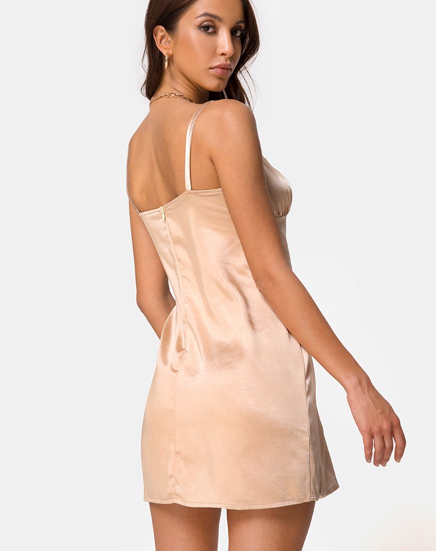 Kamalia Jurk in Satijn Champagne