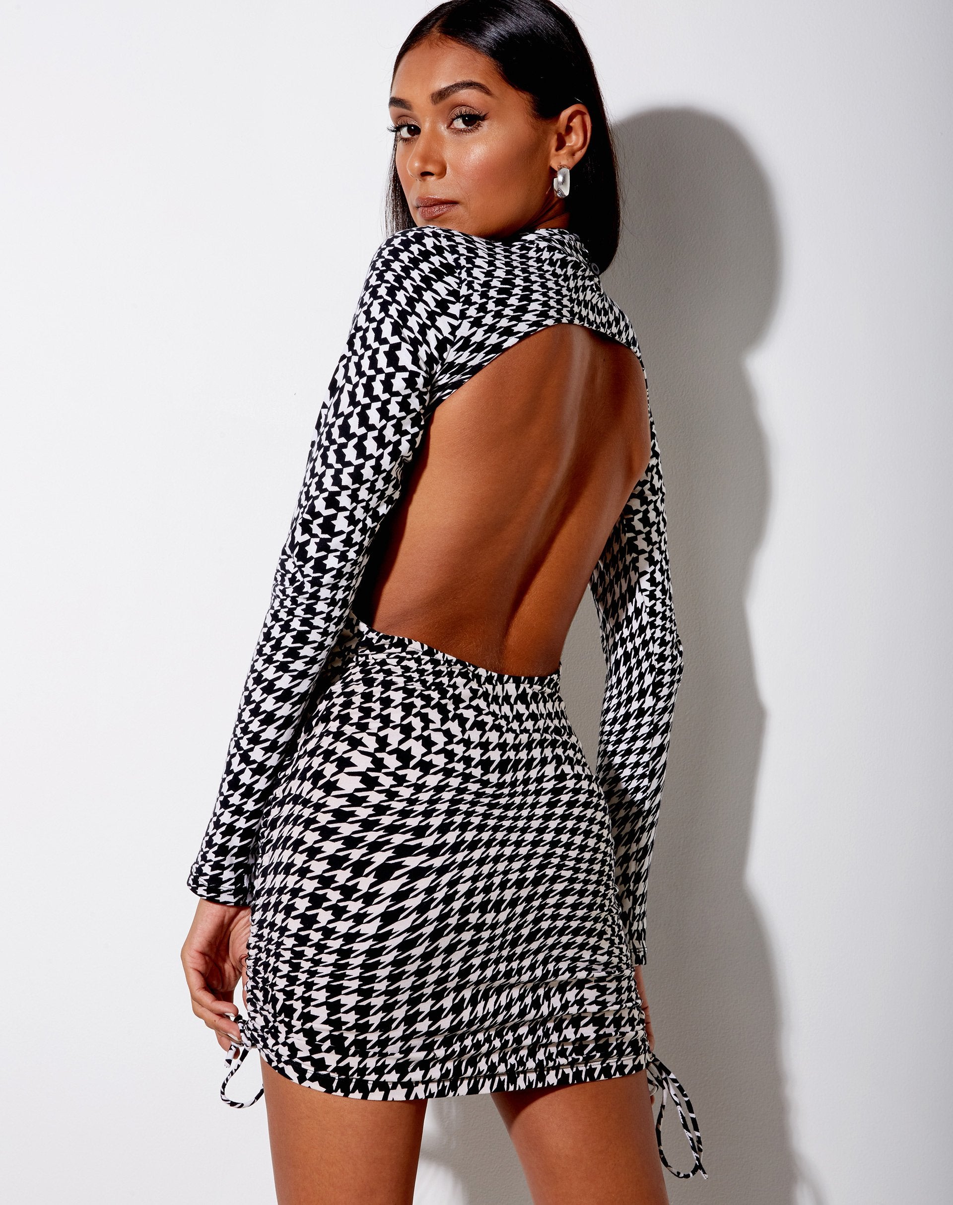 Afbeelding van Kamora Mini Dress in Wavey Dogtooth