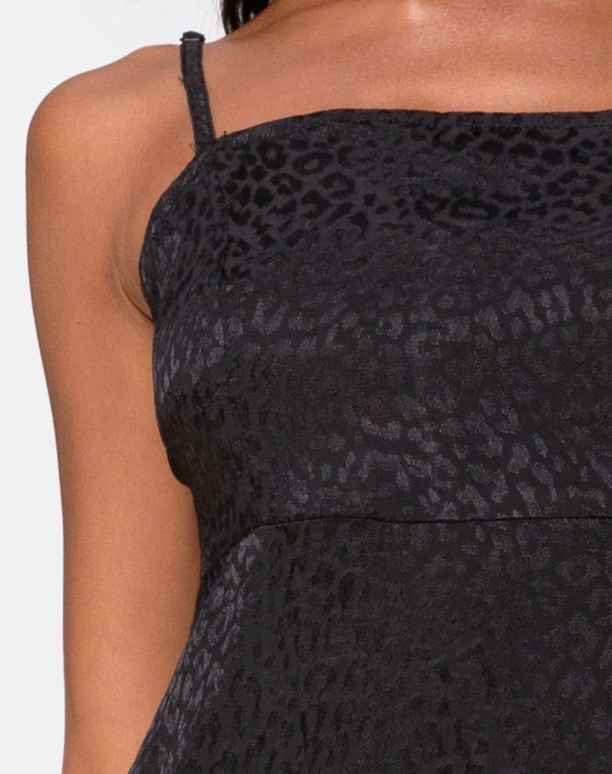 Afbeelding van Kaoya Midi Dress in Satijn Cheetah Zwart