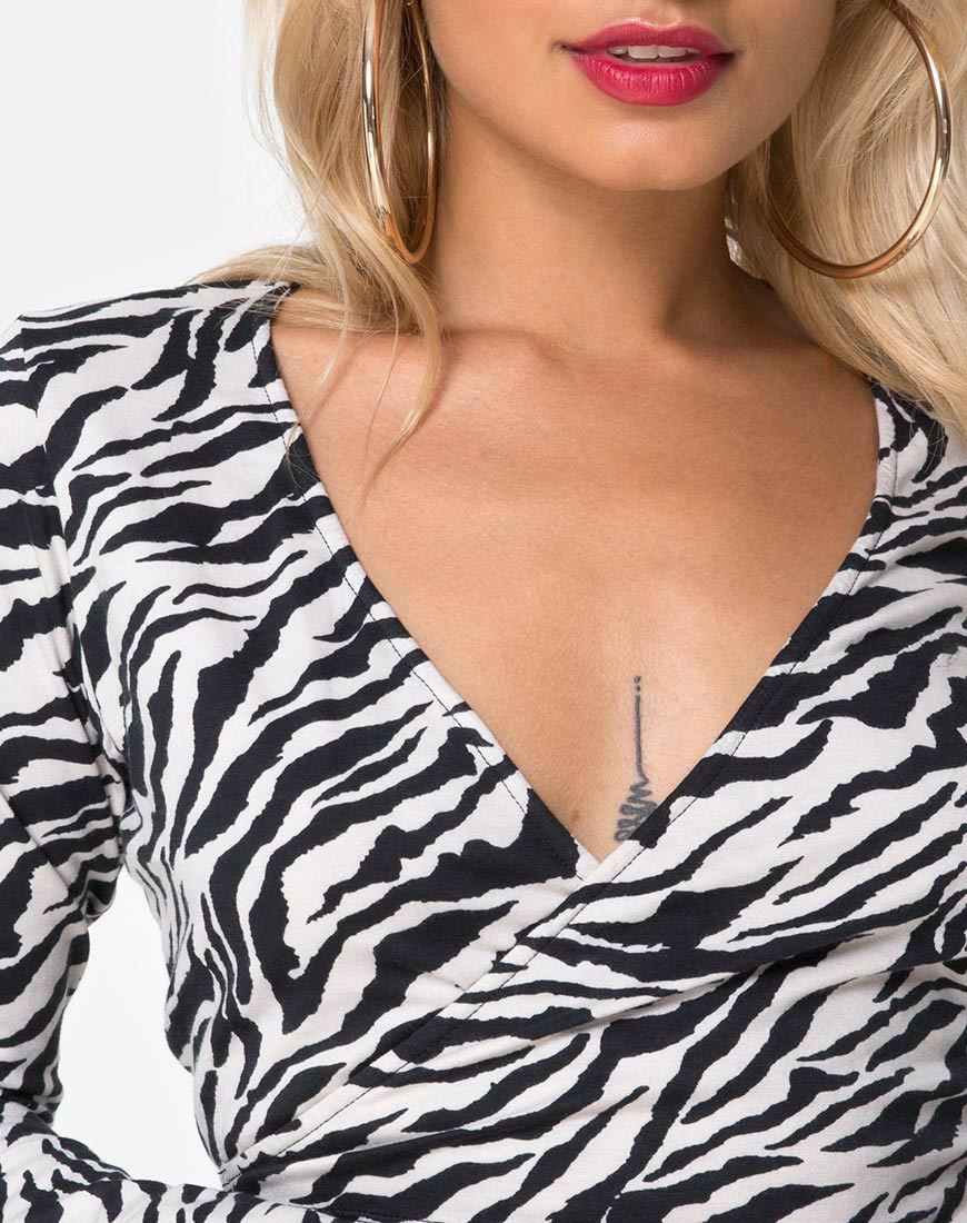 Afbeelding van Kayak Wrap Top in 90s Zebra