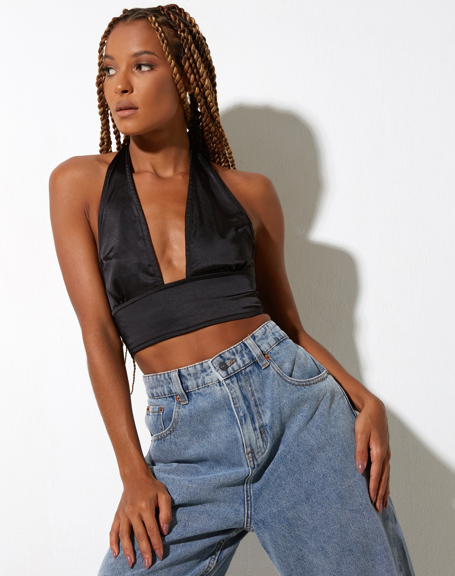 Afbeelding van Keiza Crop Top in Satijn Zwart