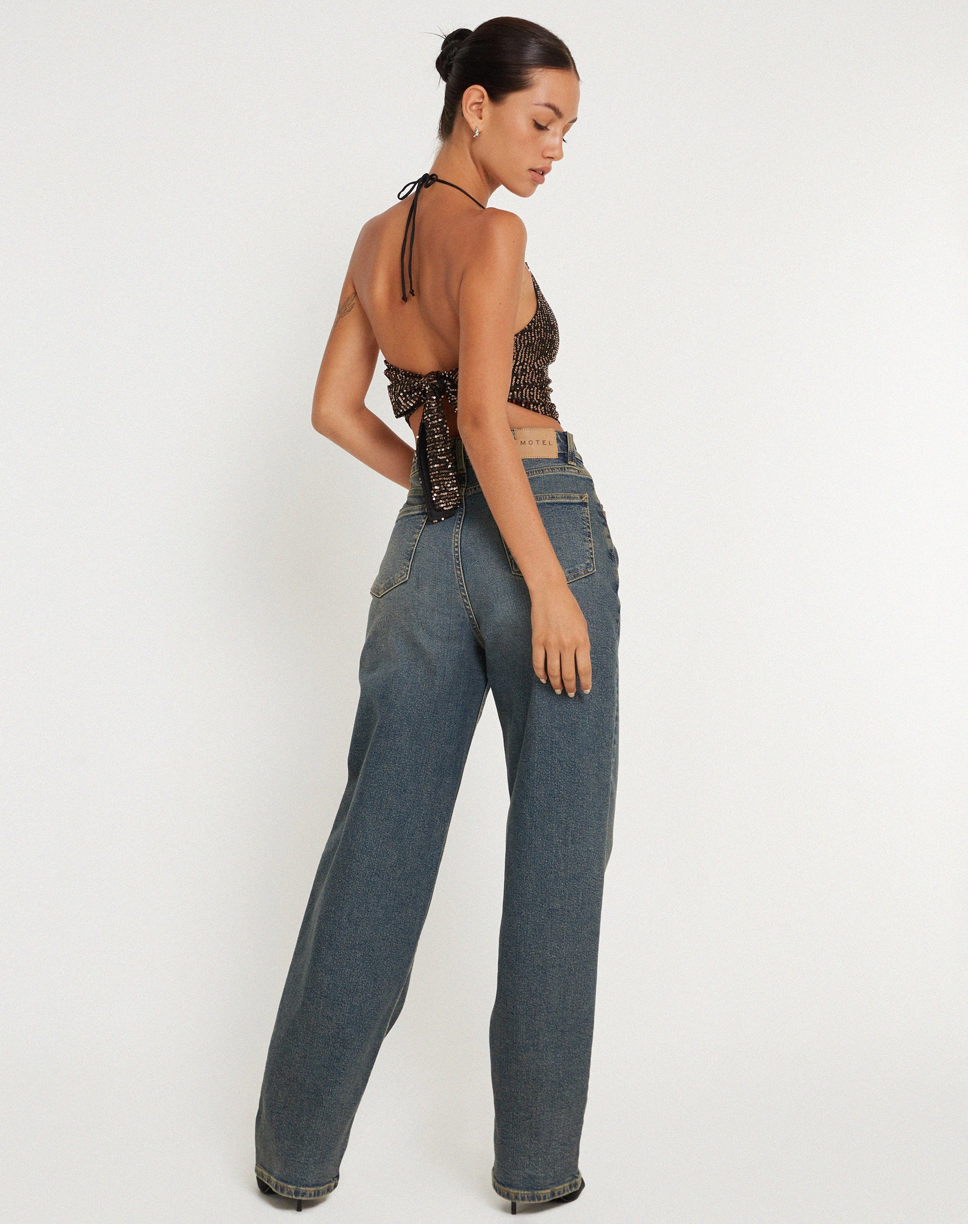 beeld van Ketida Crop Top in Drape Sequin Copper
