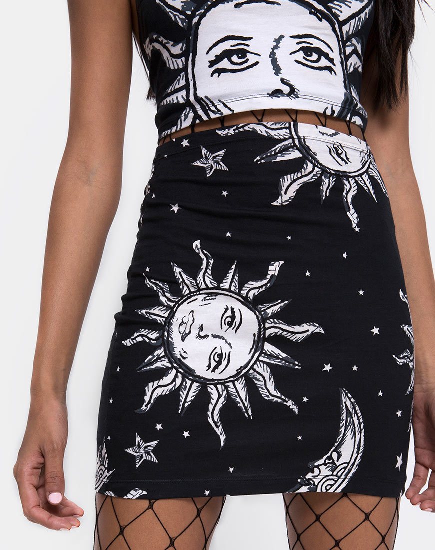Afbeelding van Kimmy Bodycon Rok in Oversized Zon Maan en Sterren