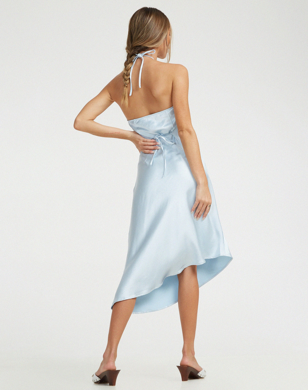 Kimora Midi Dress in Satijn Ijsblauw