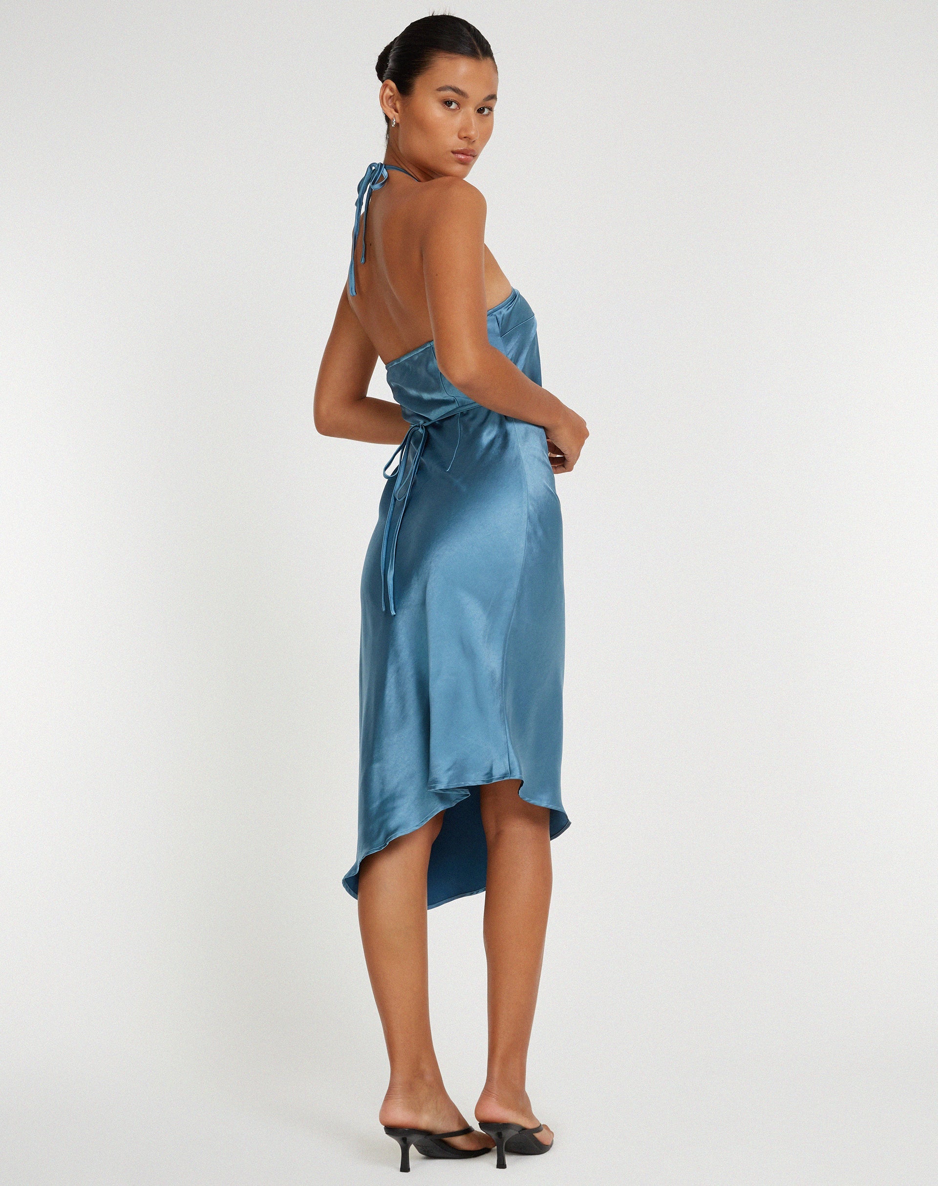 Afbeelding van Kimora Midi Dress in Satin Slate