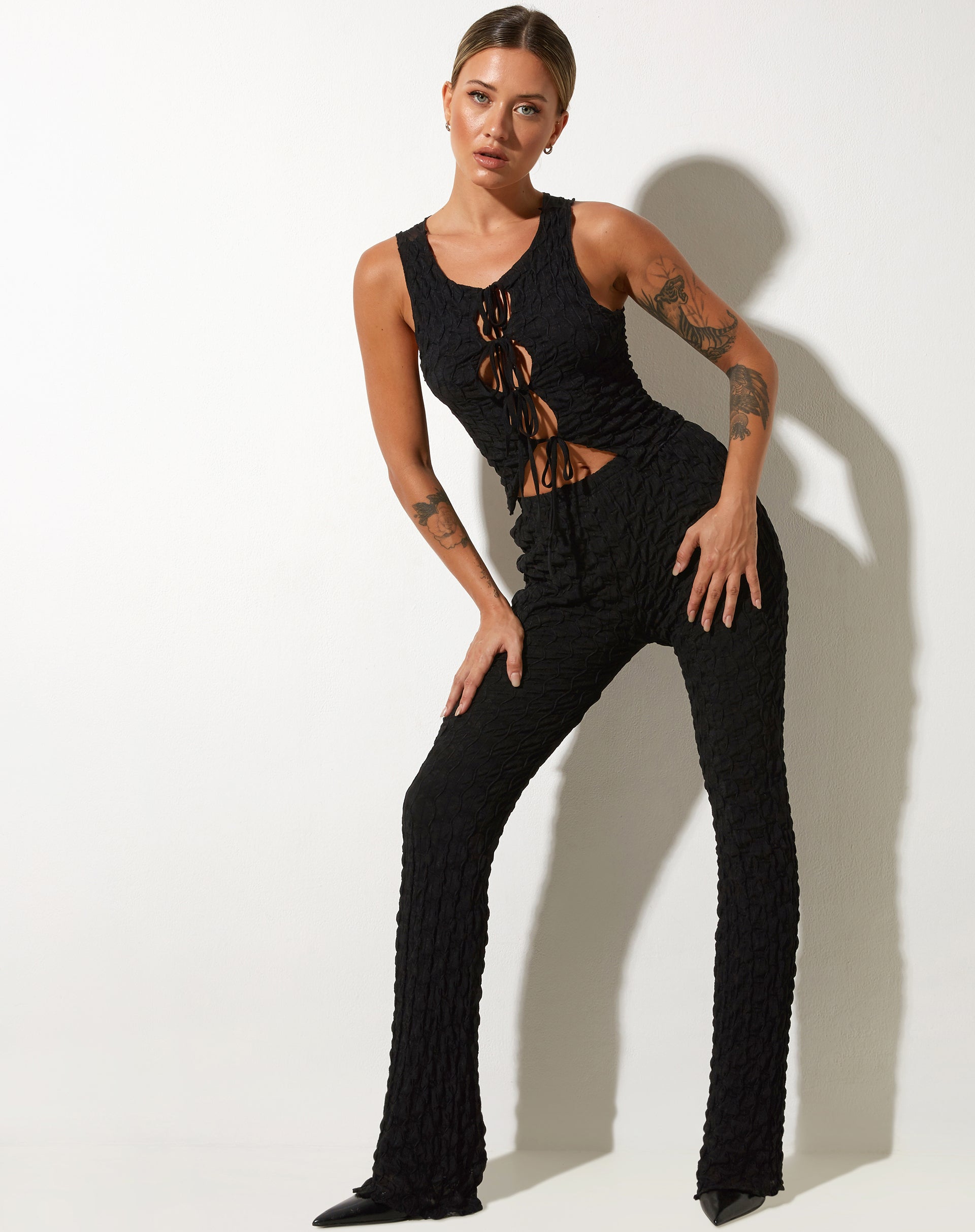 Afbeelding van Kinara Top in Stripe Mesh Zwart