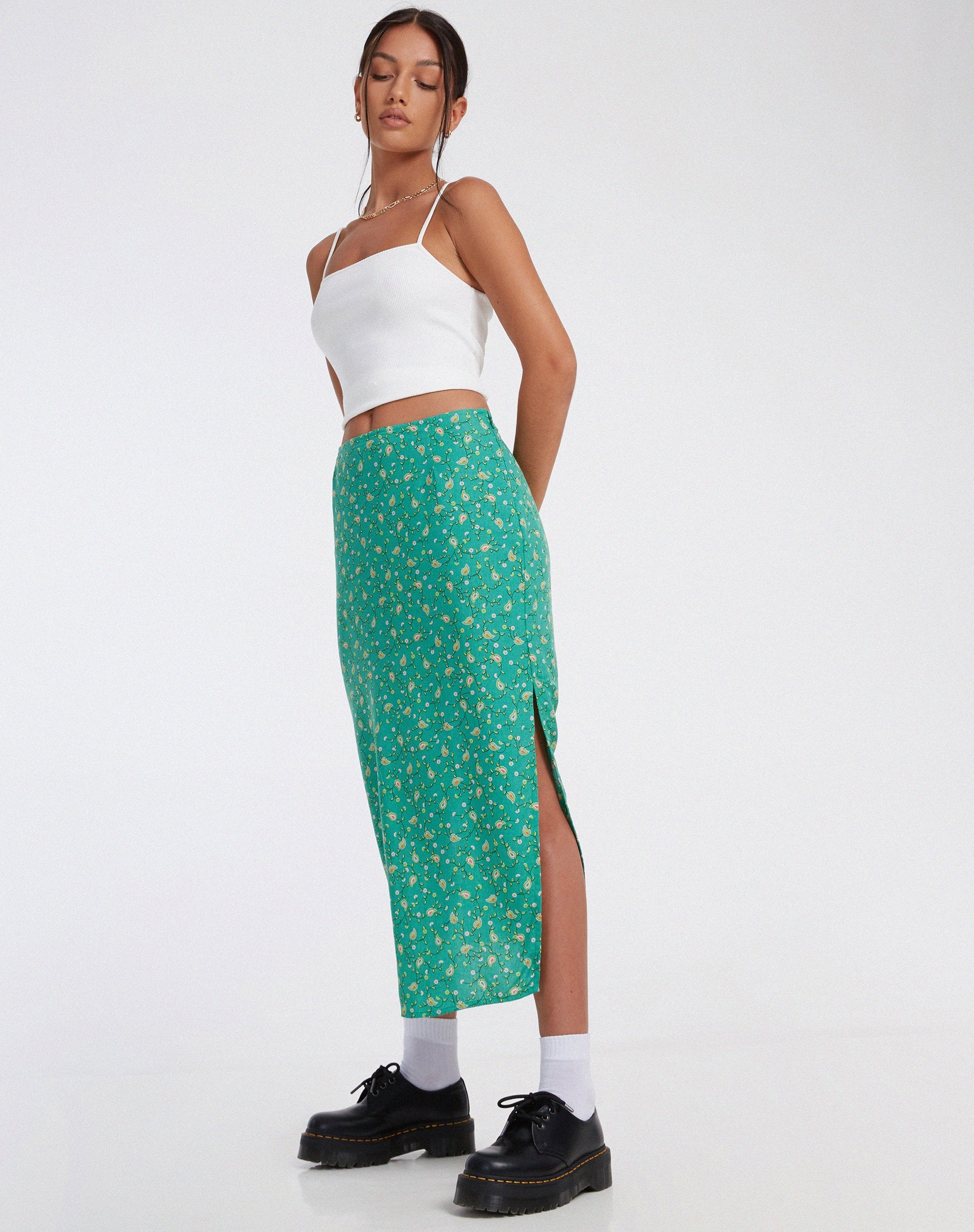 Afbeelding van Kindra Midi rok in Paisley Fun Green