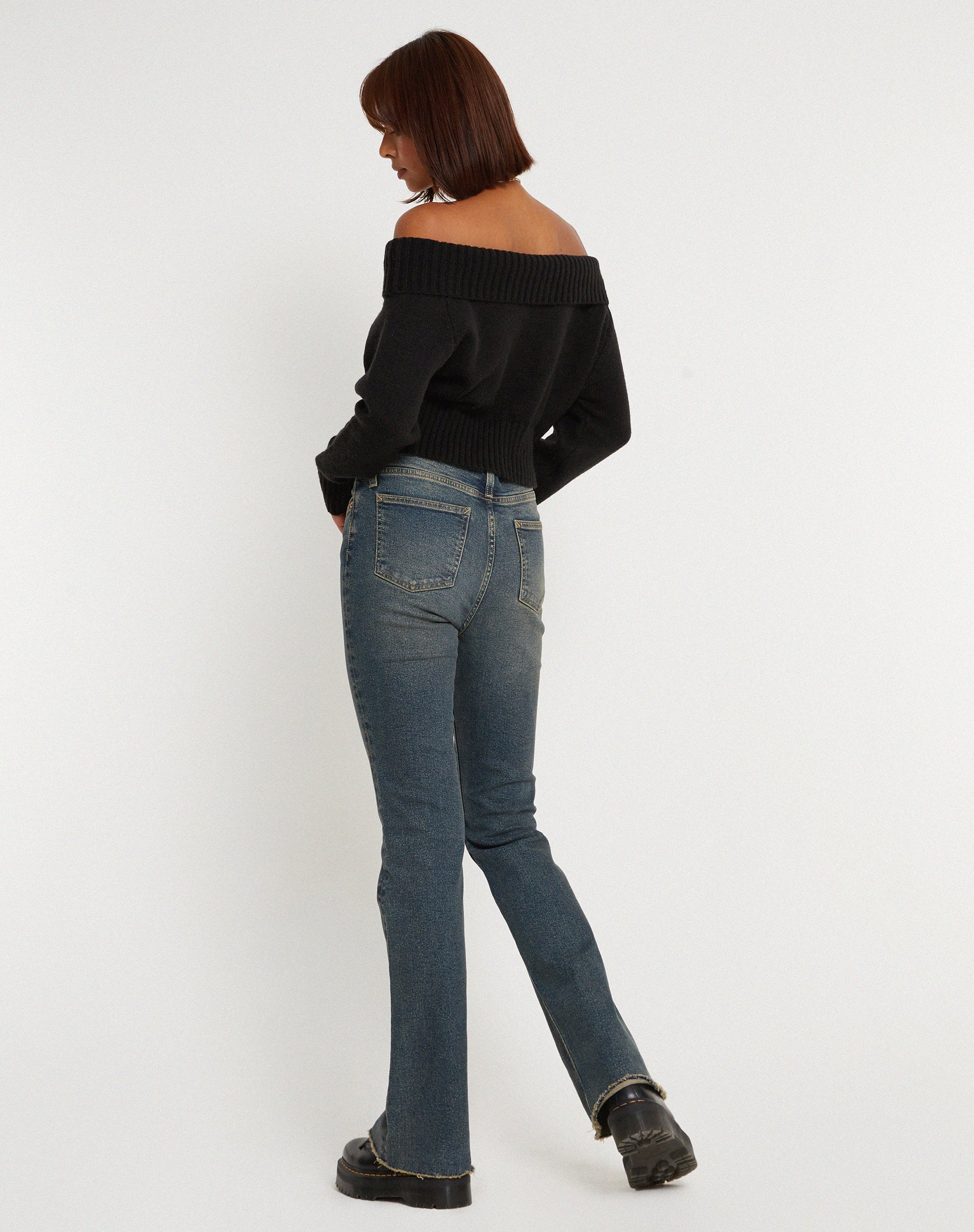 Afbeelding van Koriya Bardot Top in Zwart