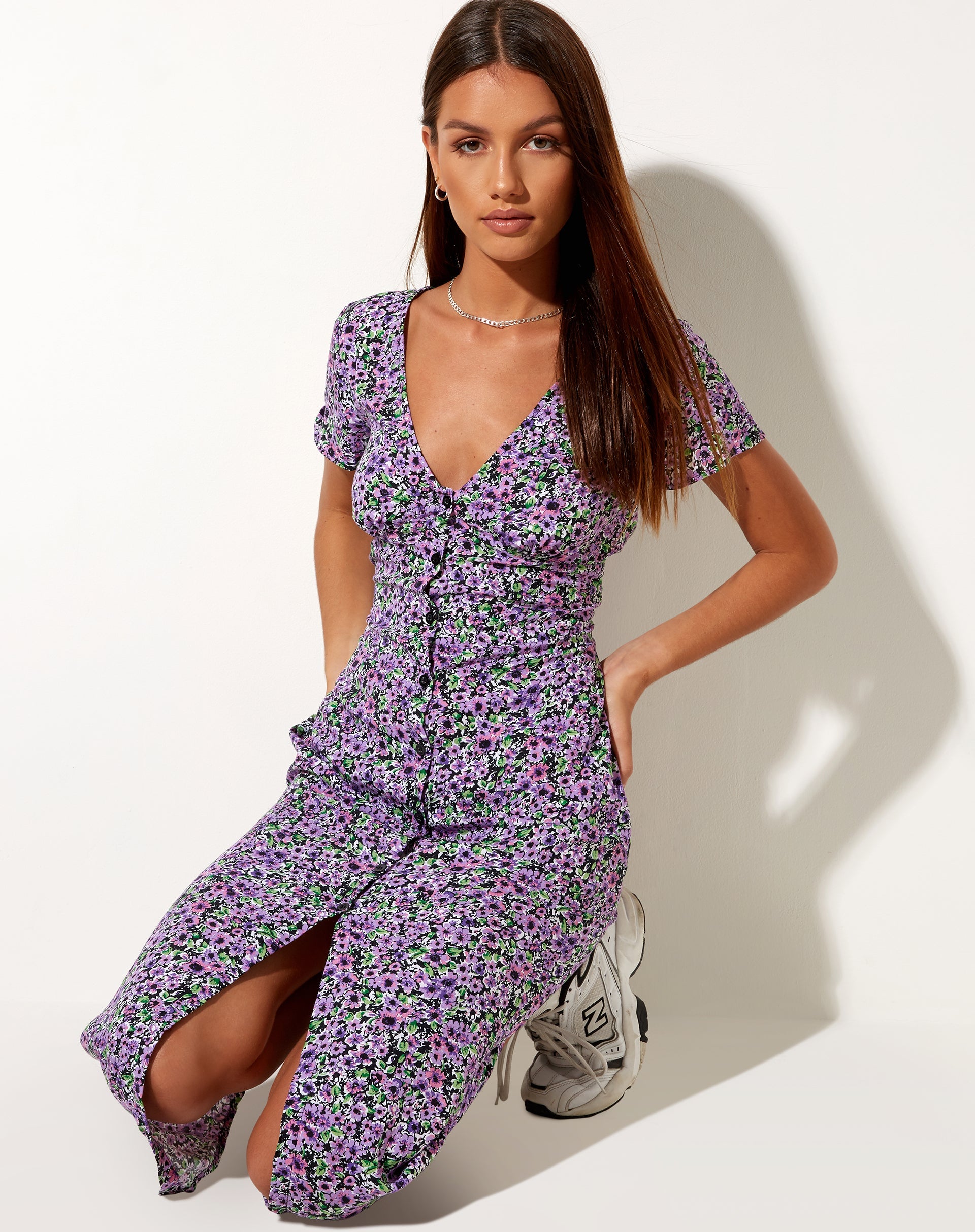 Afbeelding van Larin Midi Dress in Lila Bloesem
